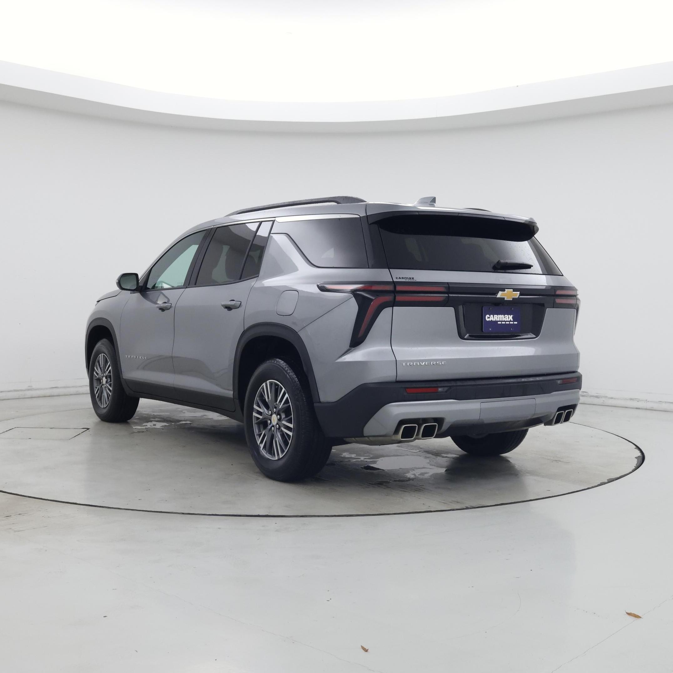 Thumbnail: 2025 Chevrolet Traverse - 2