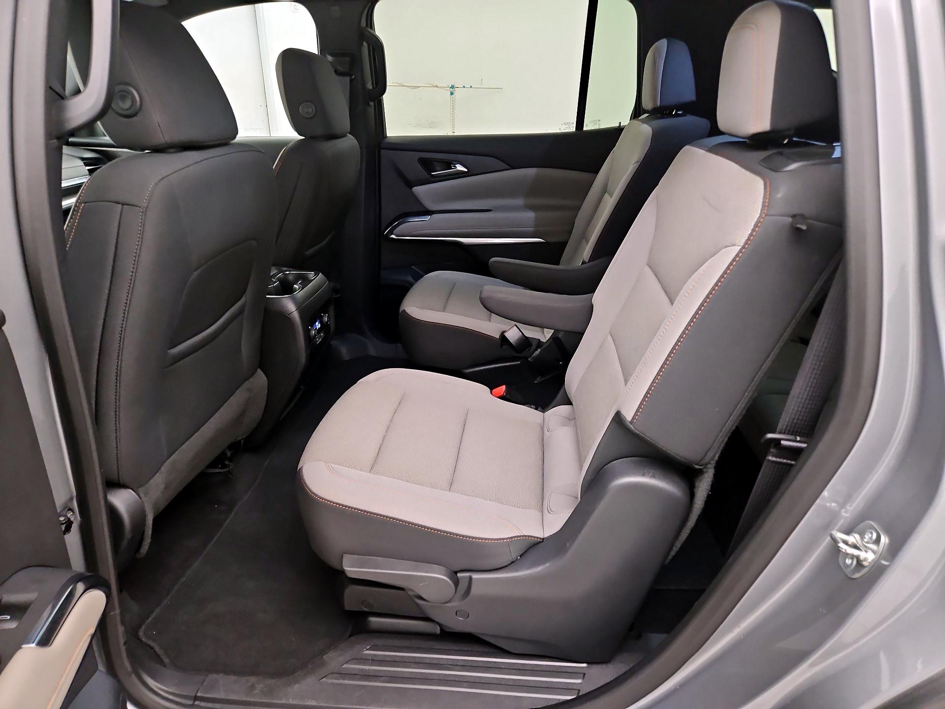 Thumbnail: 2025 Chevrolet Traverse - 19