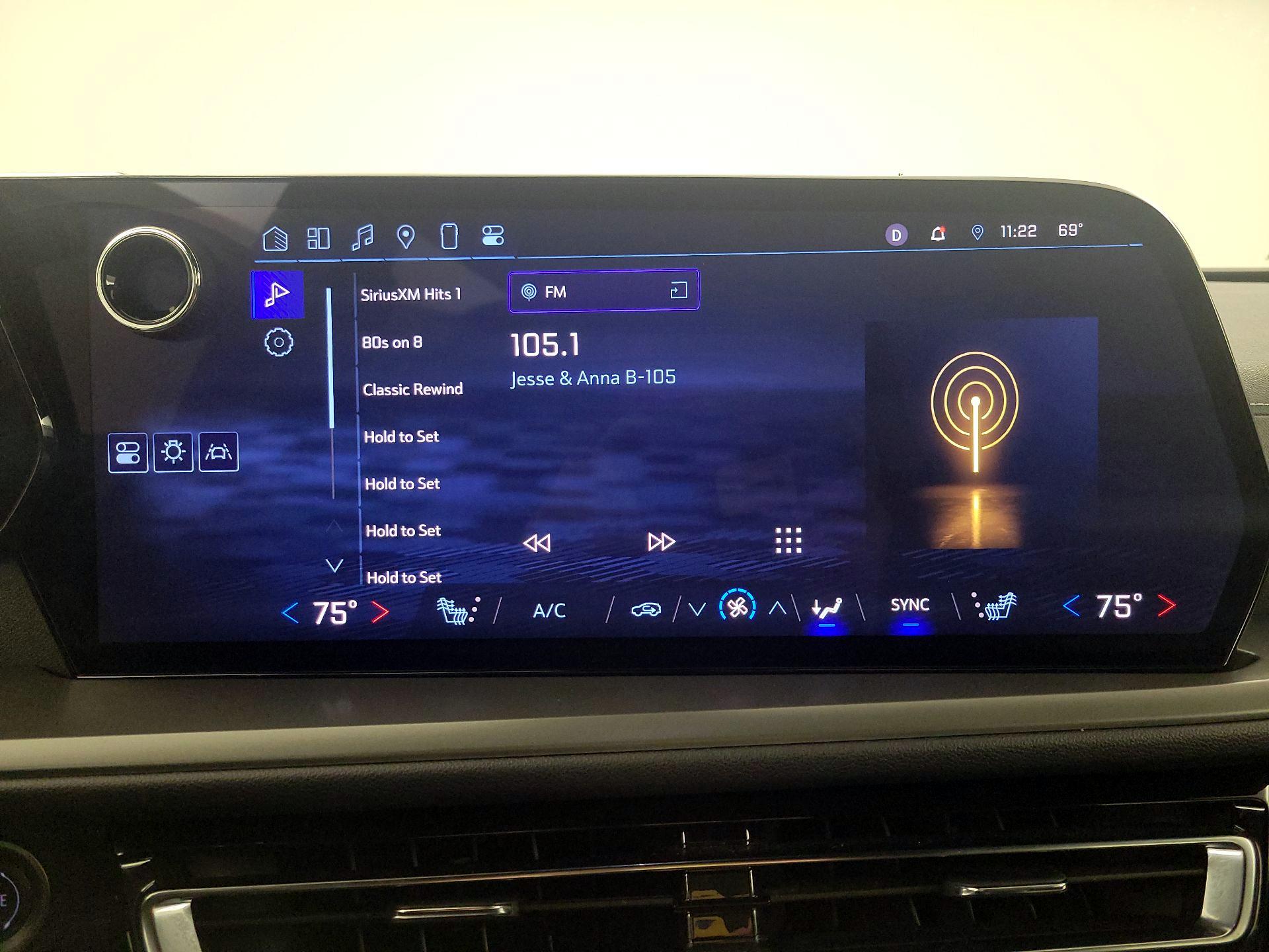 Thumbnail: 2025 Chevrolet Traverse - 15