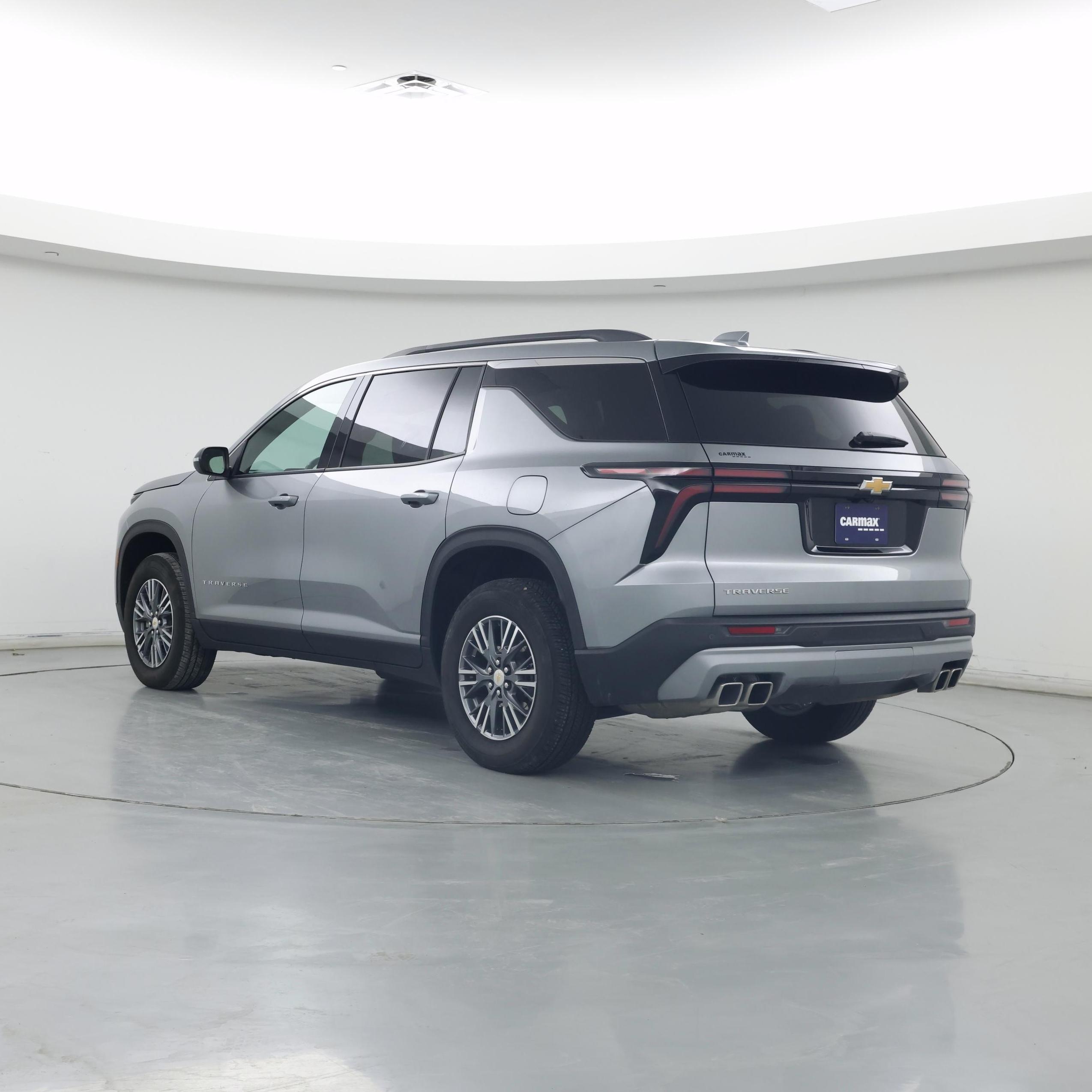 Thumbnail: 2025 Chevrolet Traverse - 2