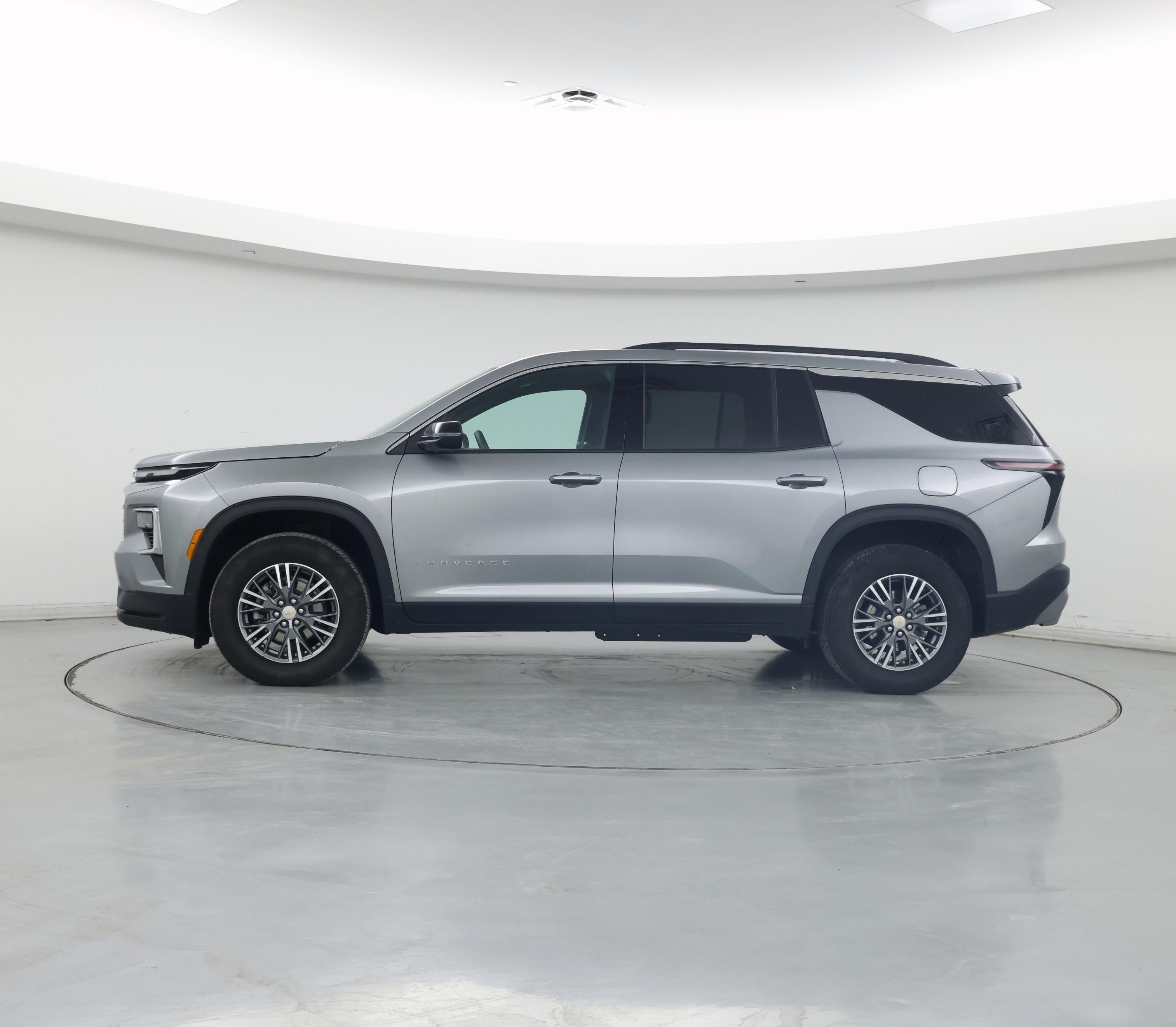 Thumbnail: 2025 Chevrolet Traverse - 3