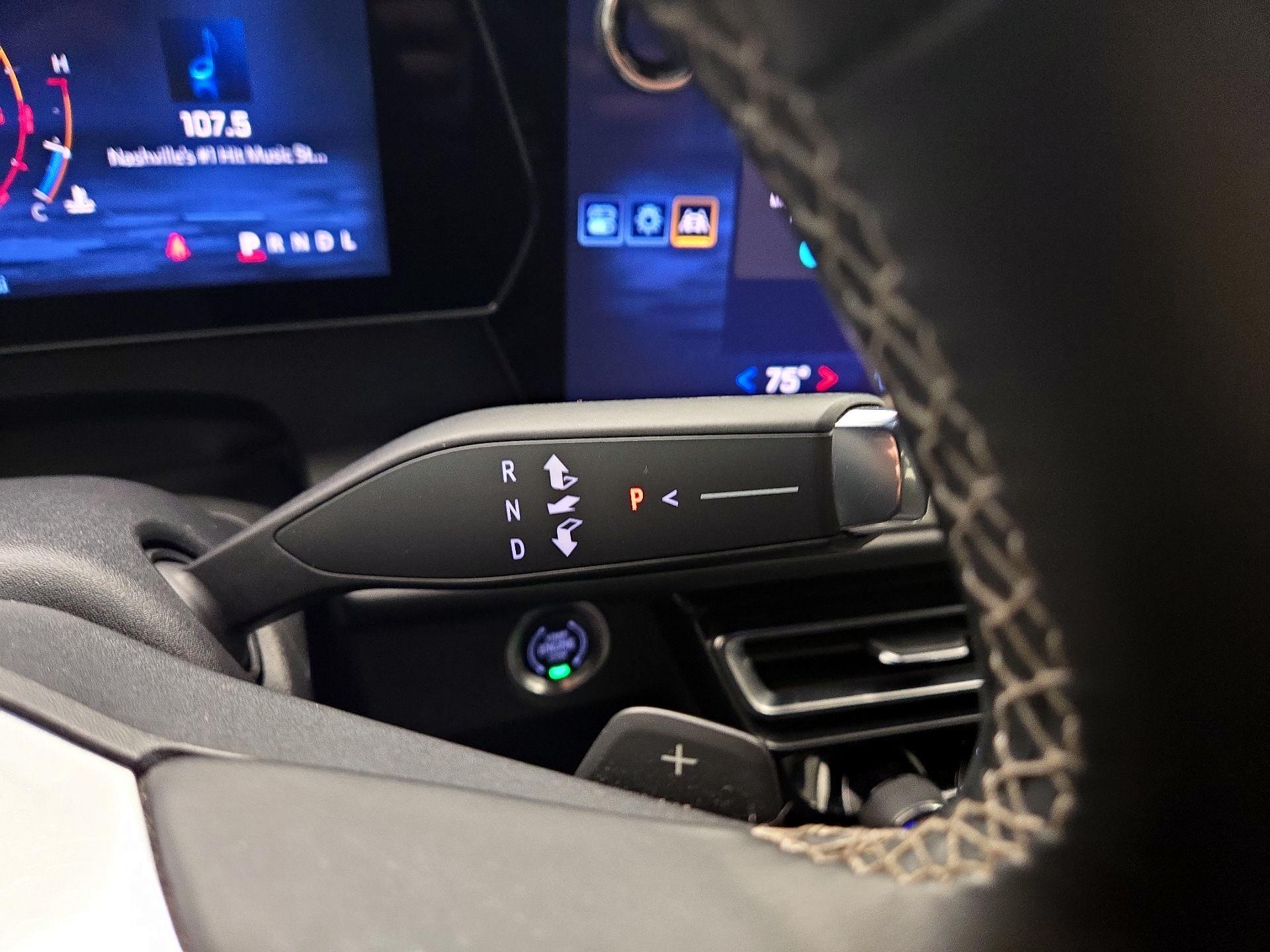 Thumbnail: 2025 Chevrolet Traverse - 17