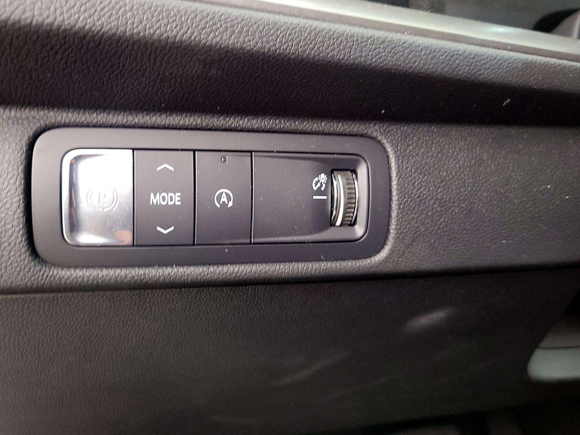 Thumbnail: 2025 Chevrolet Traverse - 13