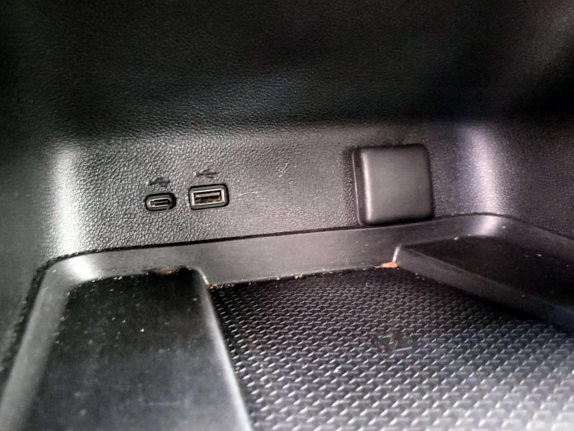 Thumbnail: 2025 Chevrolet Traverse - 19