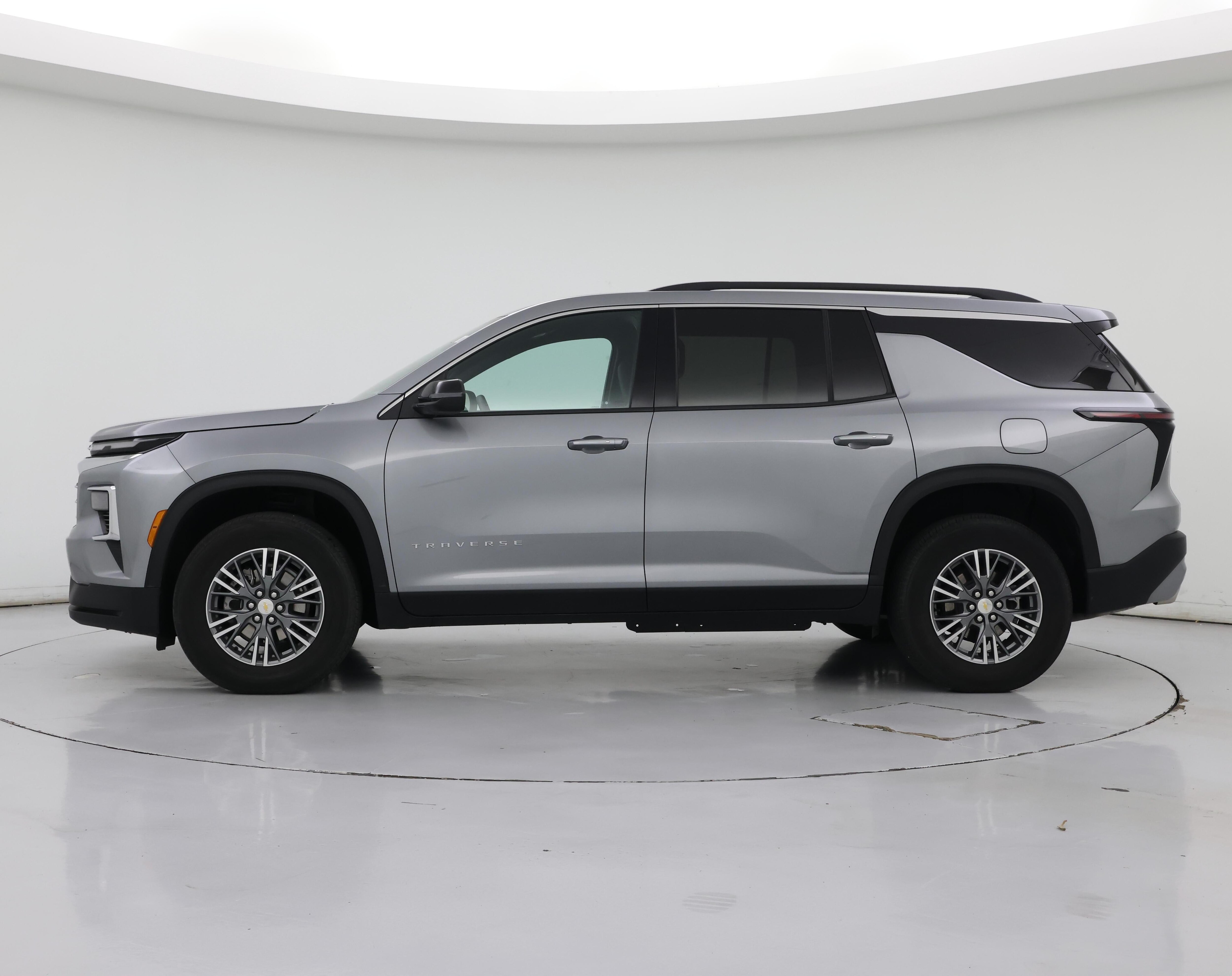 Thumbnail: 2025 Chevrolet Traverse - 3