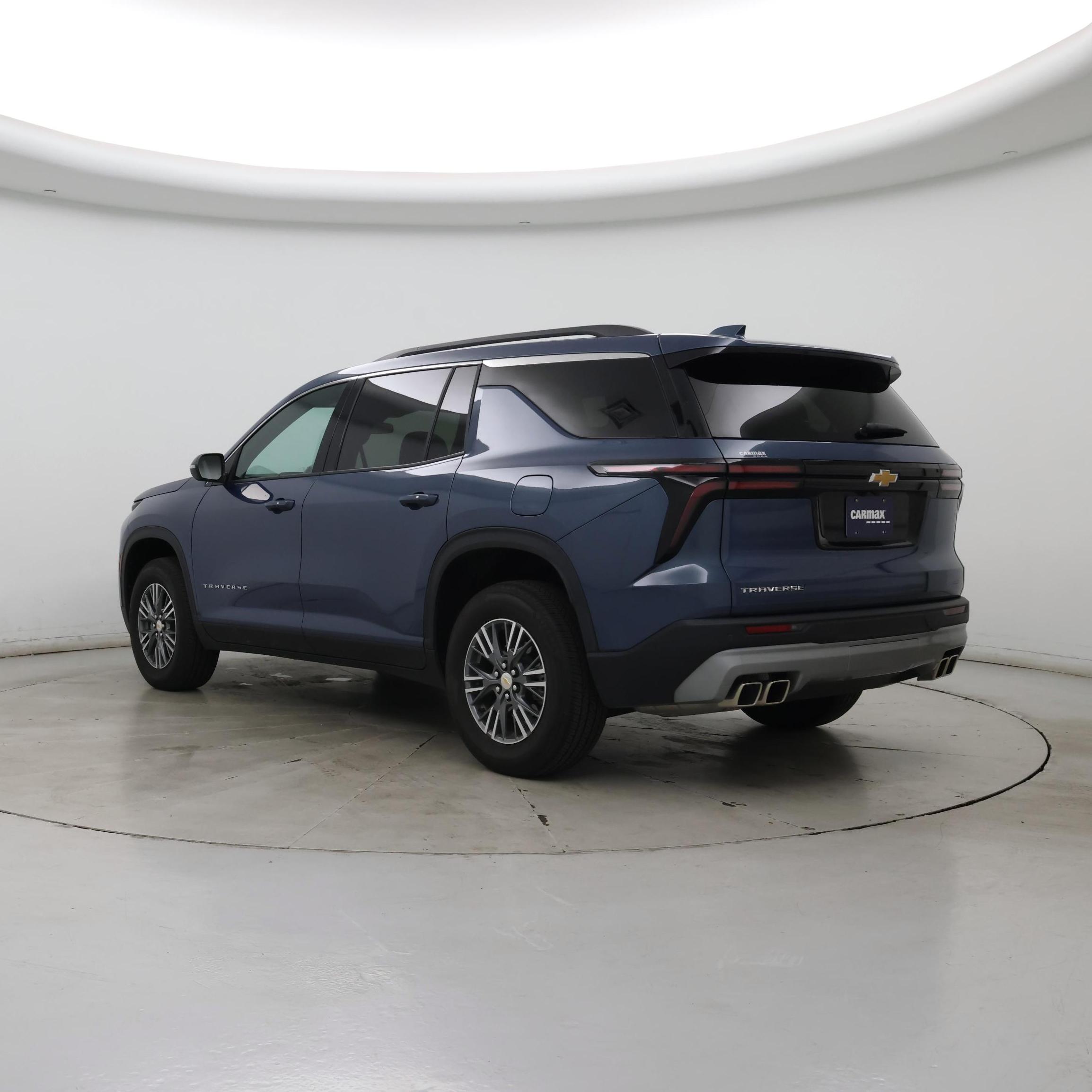 Thumbnail: 2025 Chevrolet Traverse - 2