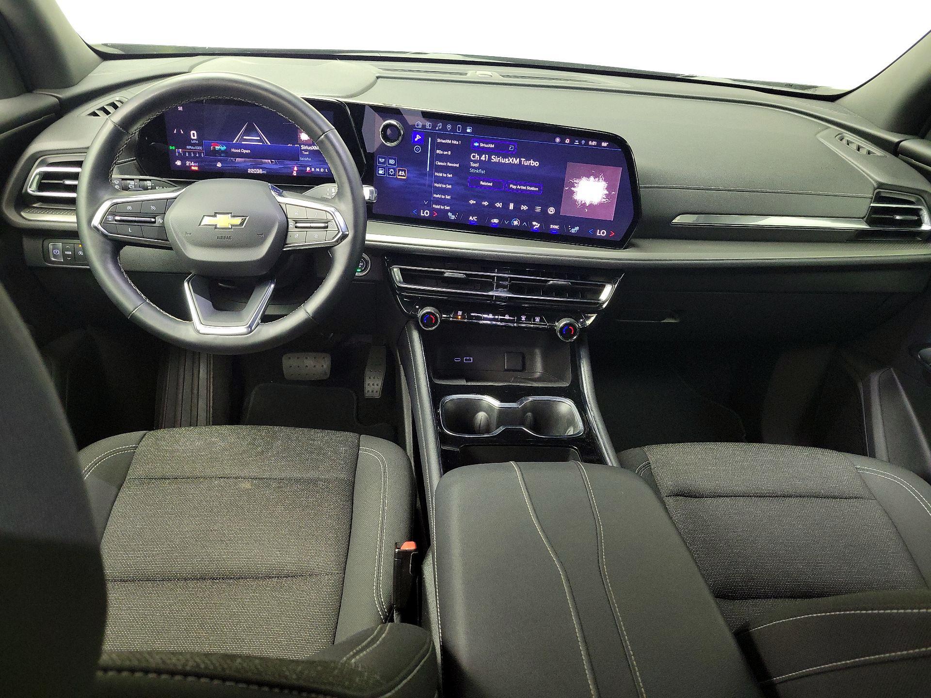 Thumbnail: 2025 Chevrolet Traverse - 9