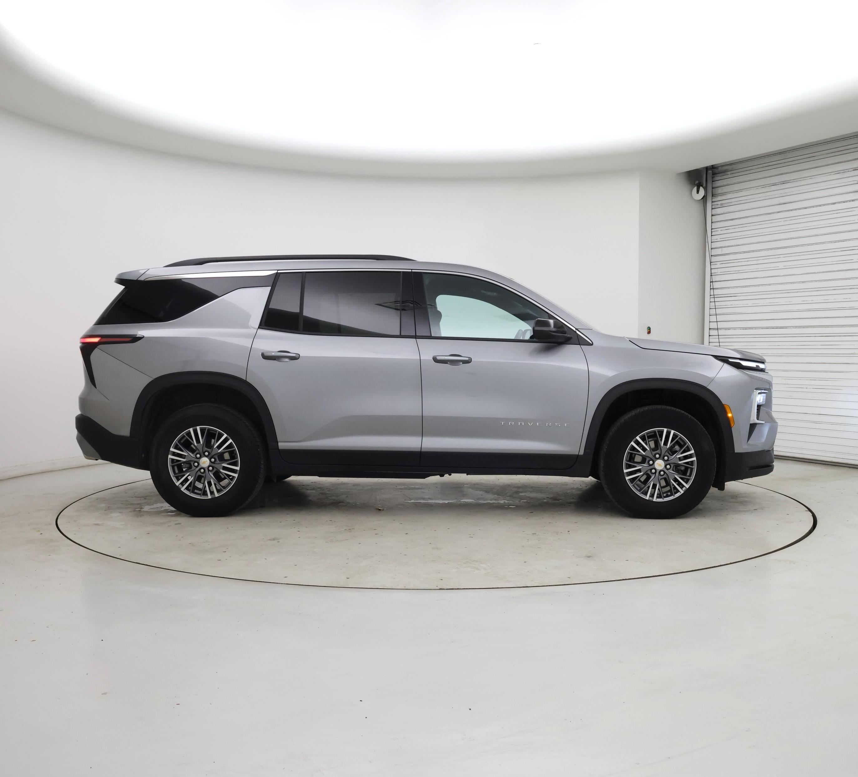 Thumbnail: 2025 Chevrolet Traverse - 7