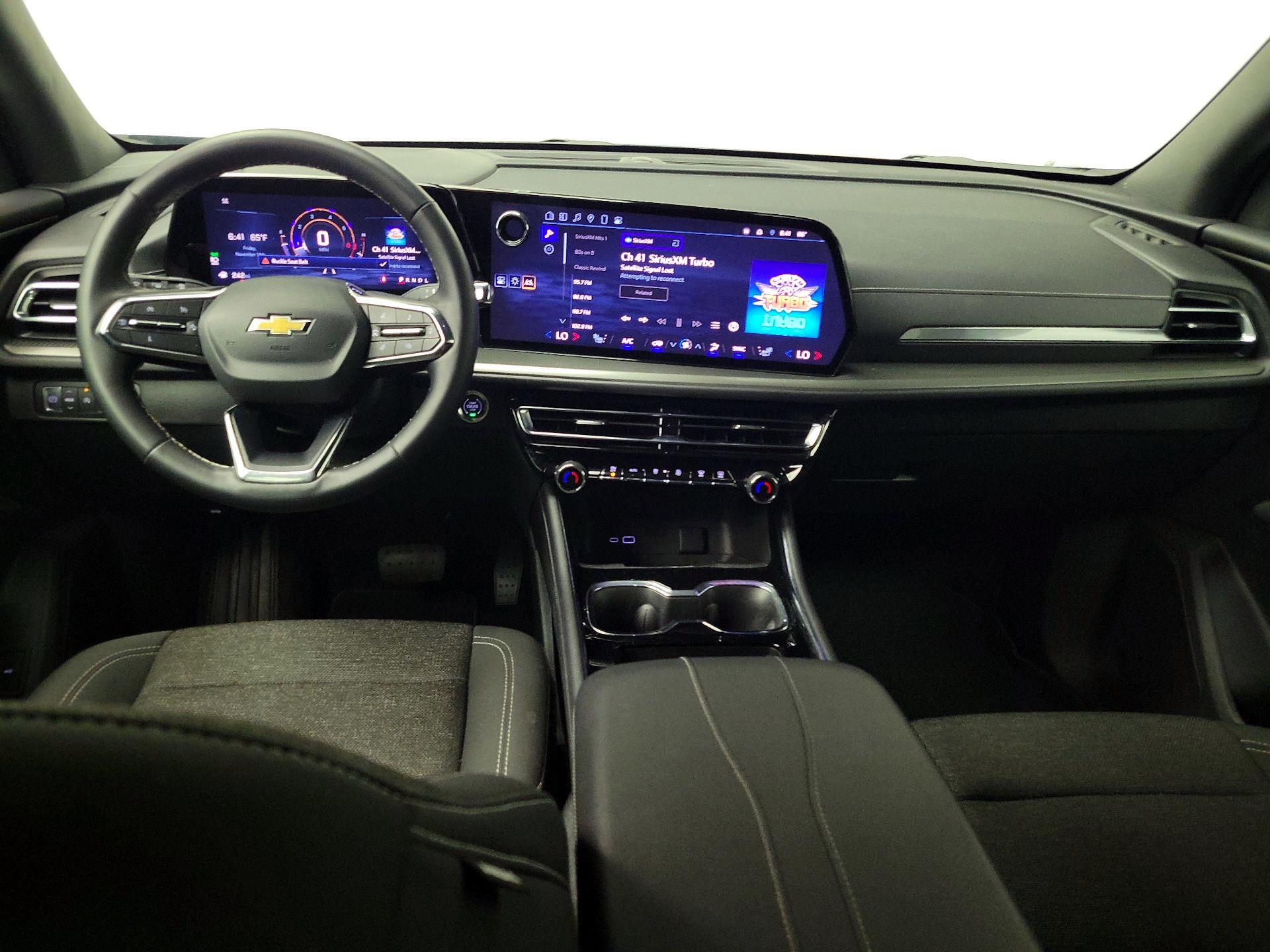 Thumbnail: 2025 Chevrolet Traverse - 9