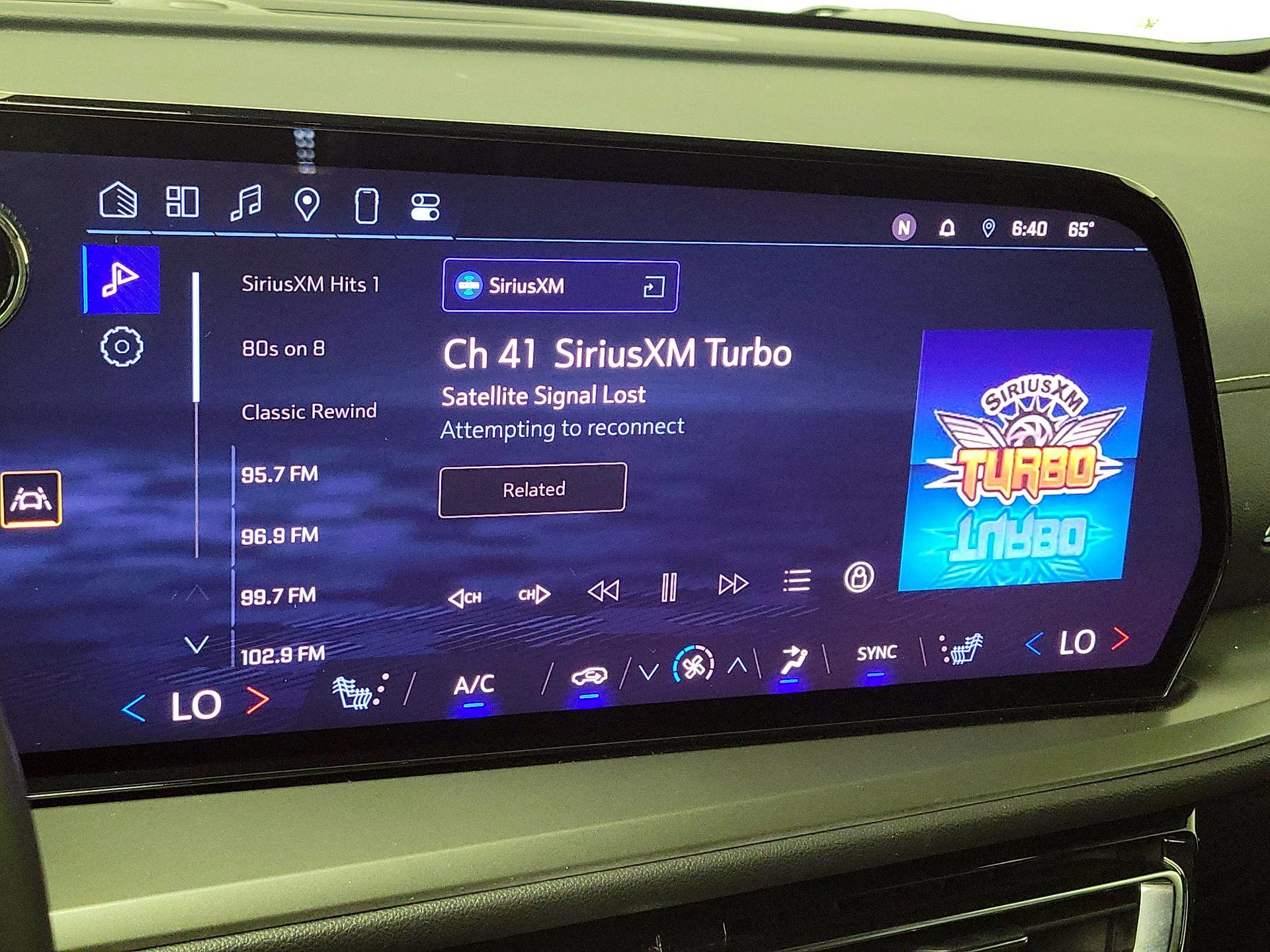 Thumbnail: 2025 Chevrolet Traverse - 15