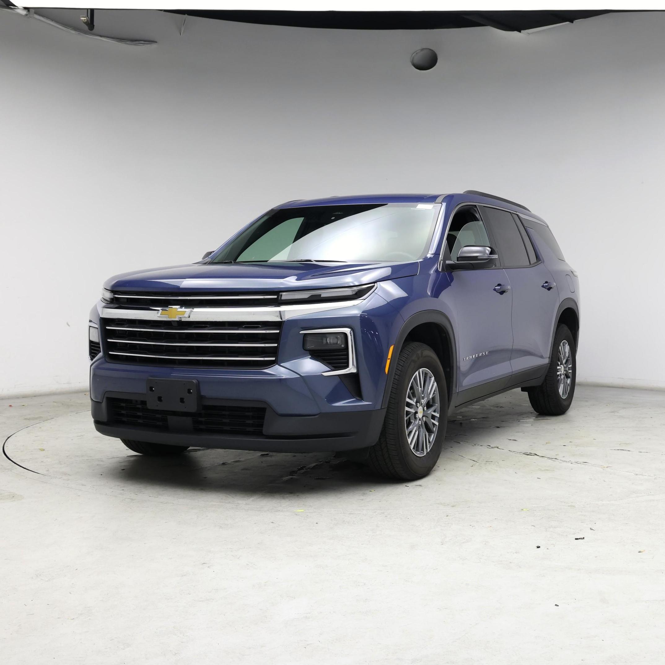 Thumbnail: 2025 Chevrolet Traverse - 4