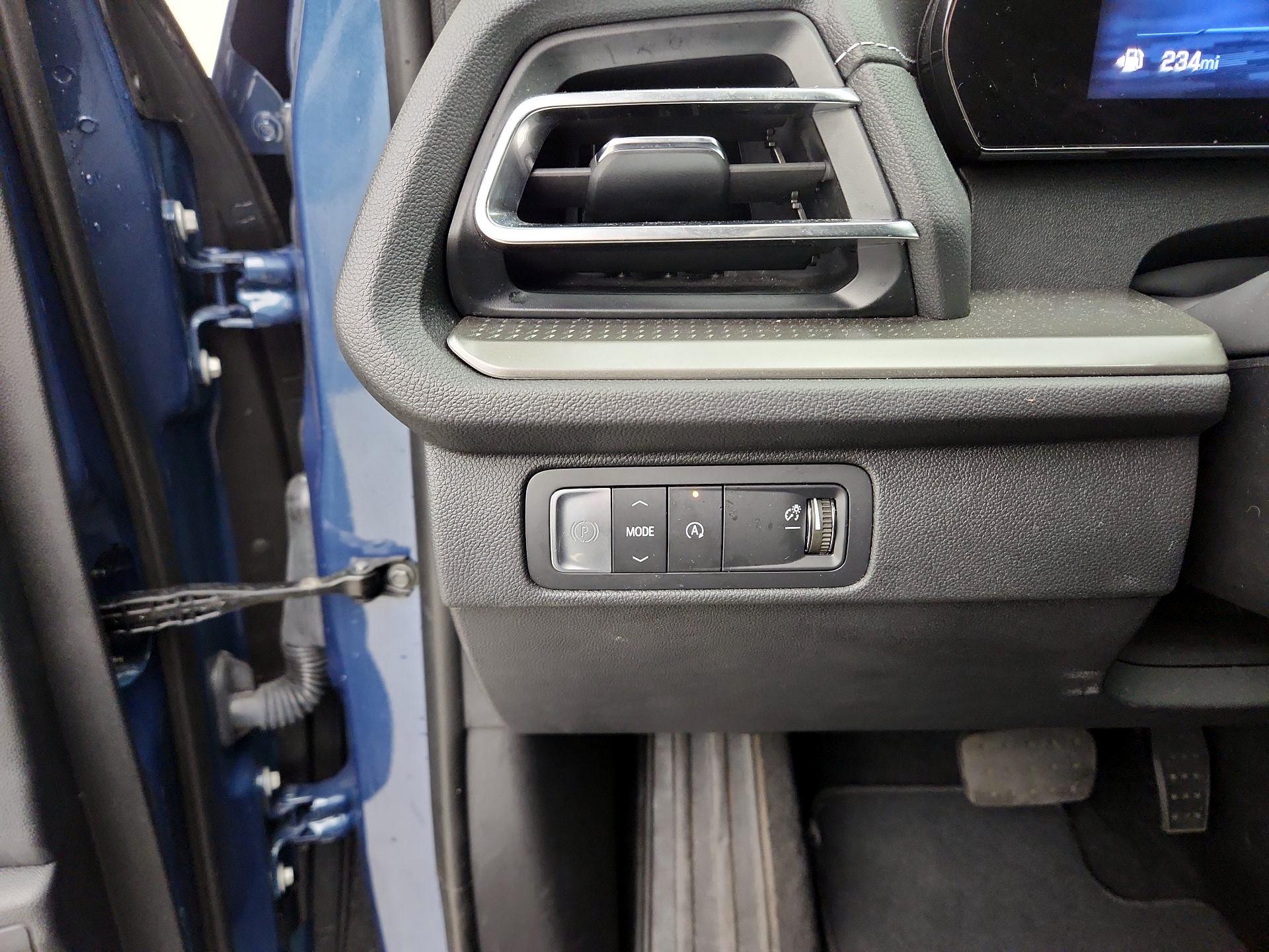 Thumbnail: 2025 Chevrolet Traverse - 13