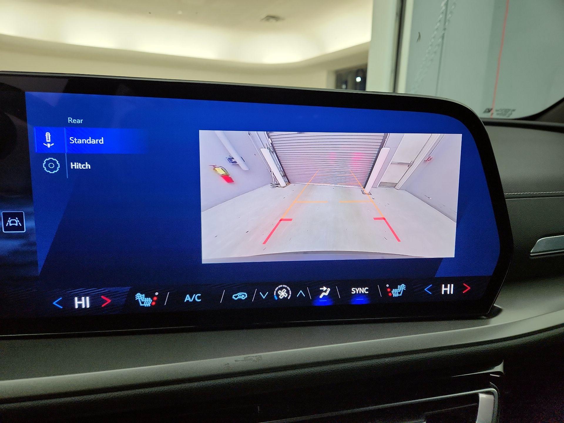 Thumbnail: 2025 Chevrolet Traverse - 15