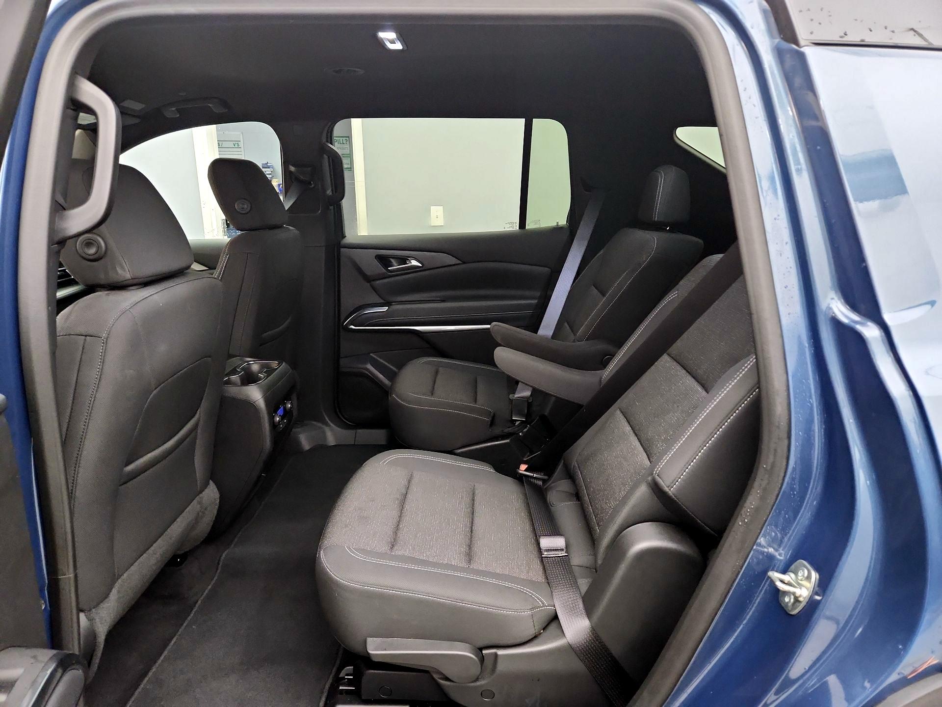 Thumbnail: 2025 Chevrolet Traverse - 20