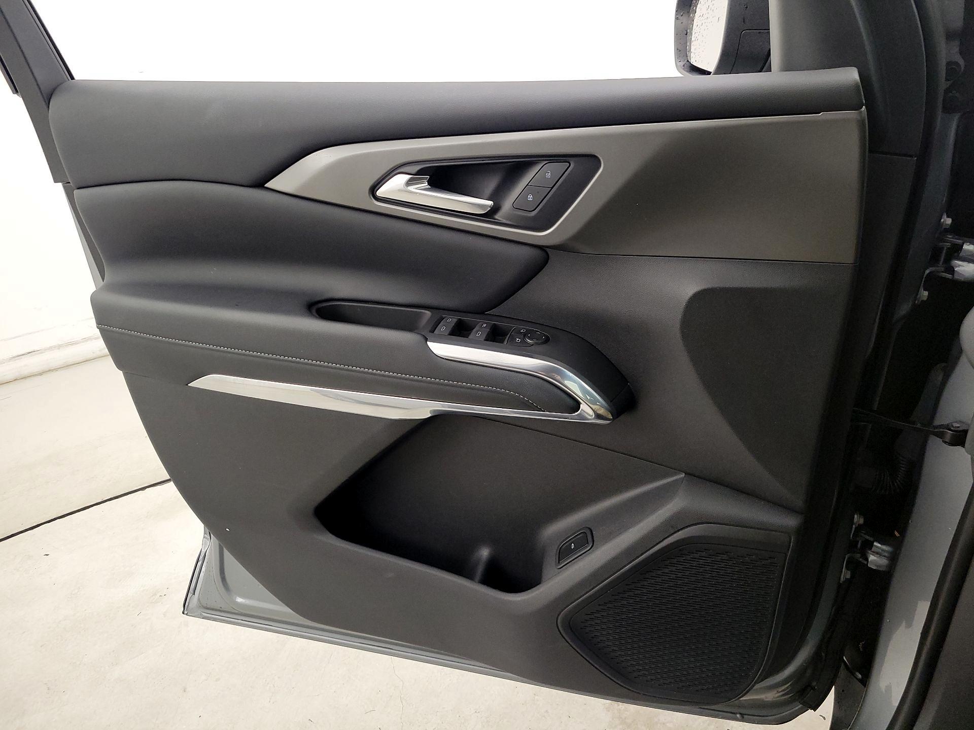 Thumbnail: 2025 Chevrolet Traverse - 12