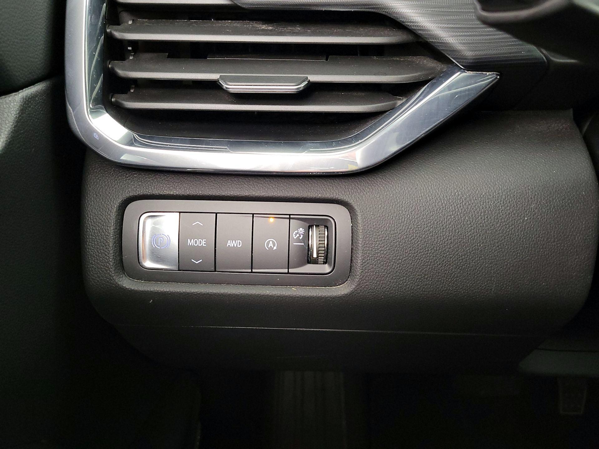 Thumbnail: 2025 GMC Acadia - 13