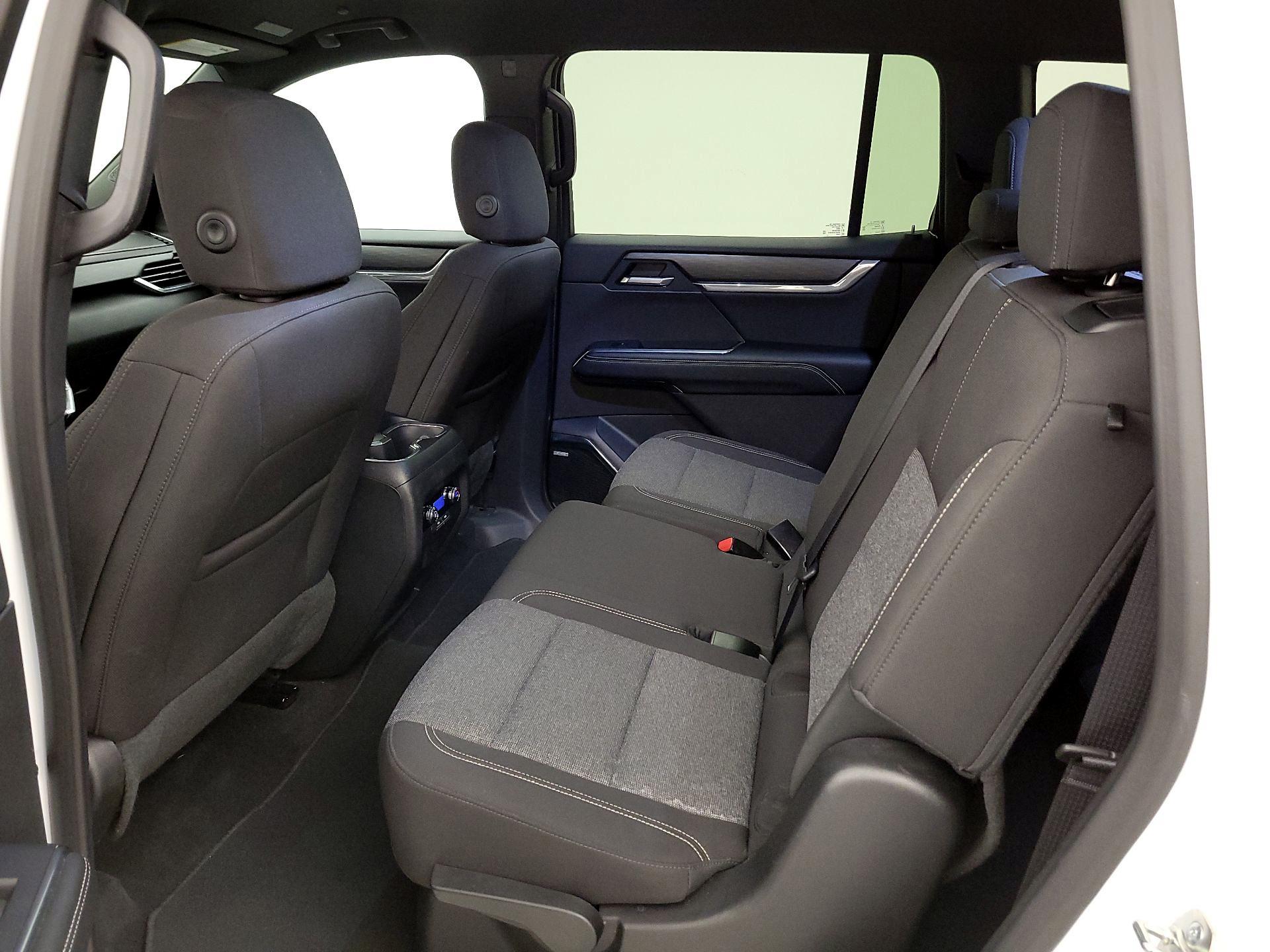 Thumbnail: 2025 GMC Acadia - 20