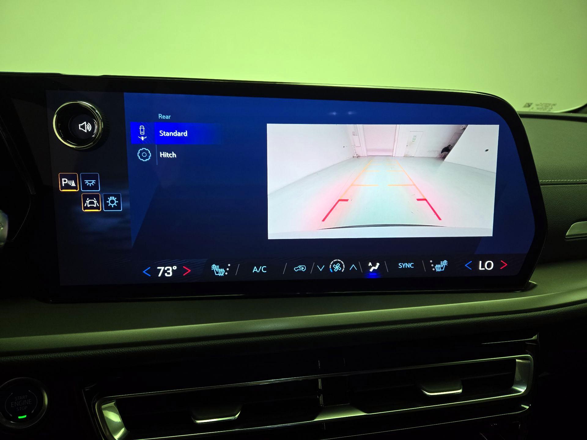 Thumbnail: 2025 Chevrolet Traverse - 14