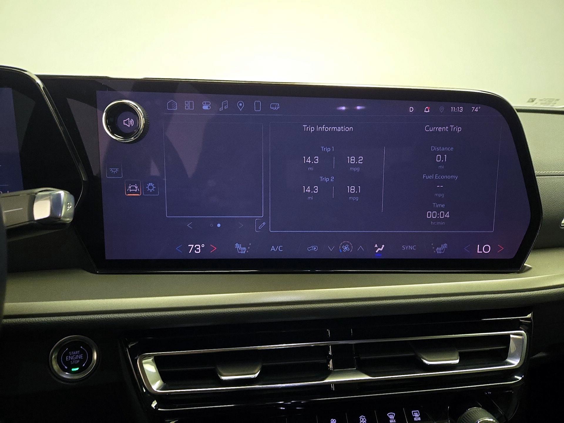 Thumbnail: 2025 Chevrolet Traverse - 15