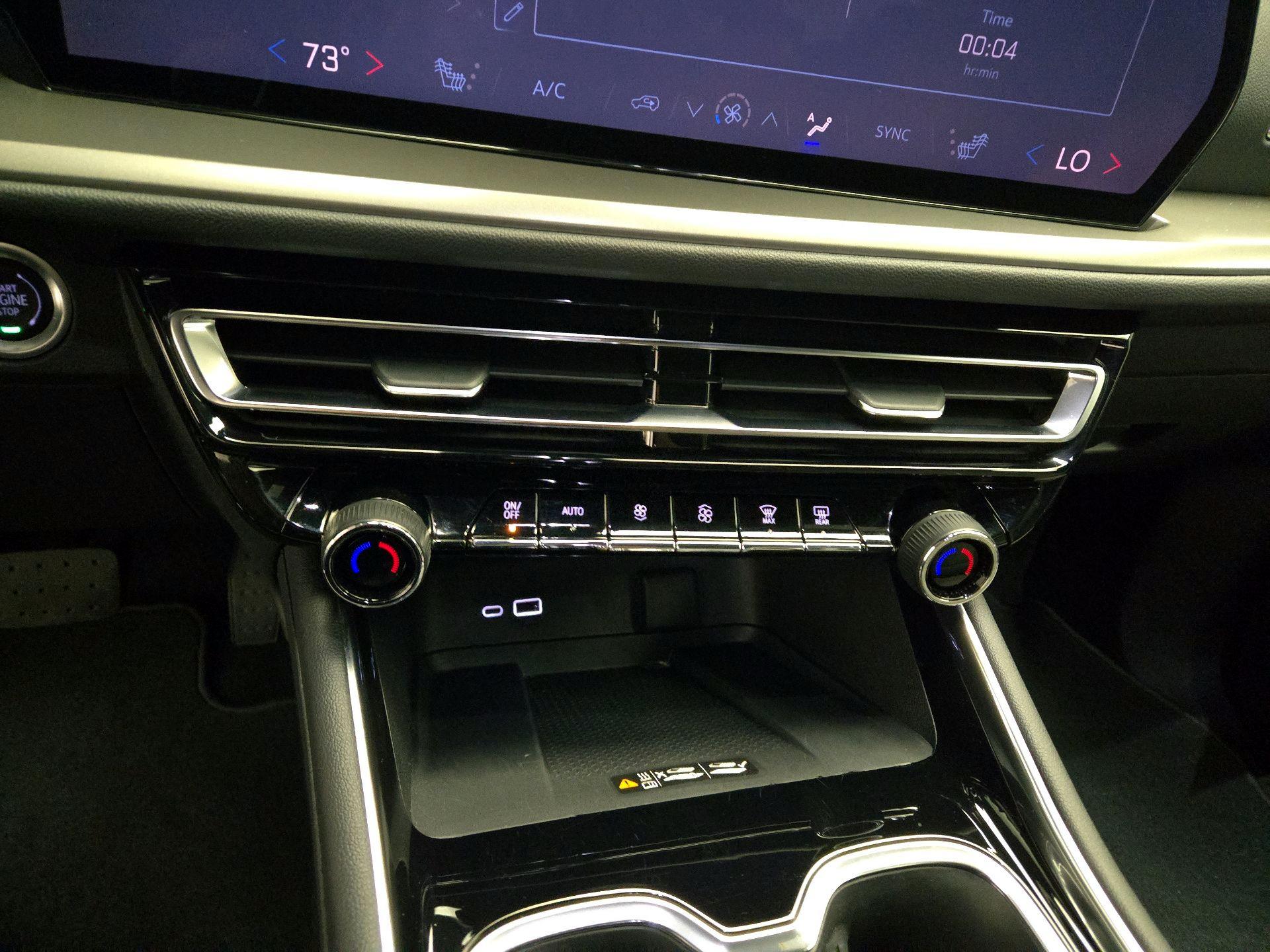 Thumbnail: 2025 Chevrolet Traverse - 16