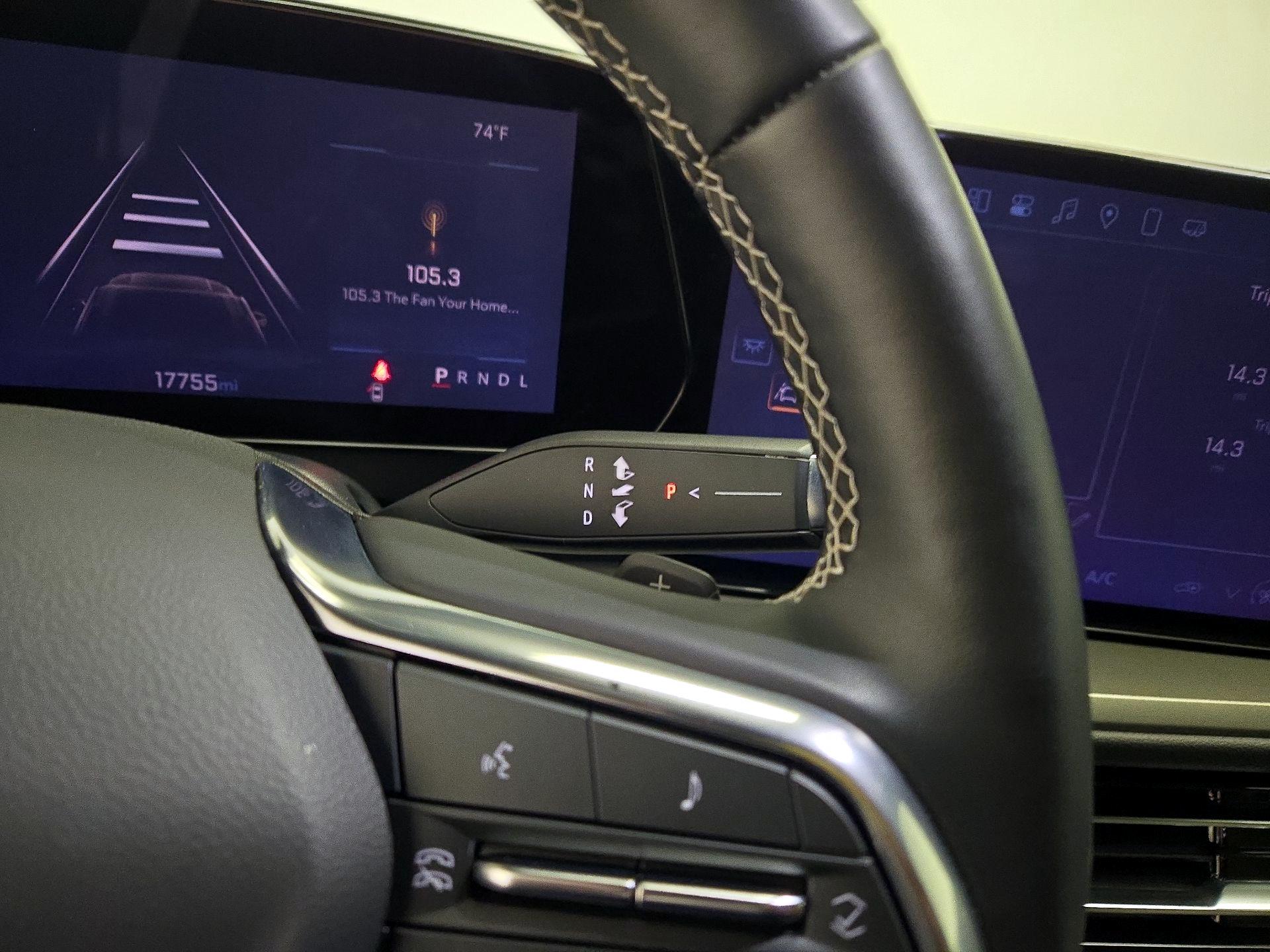 Thumbnail: 2025 Chevrolet Traverse - 17