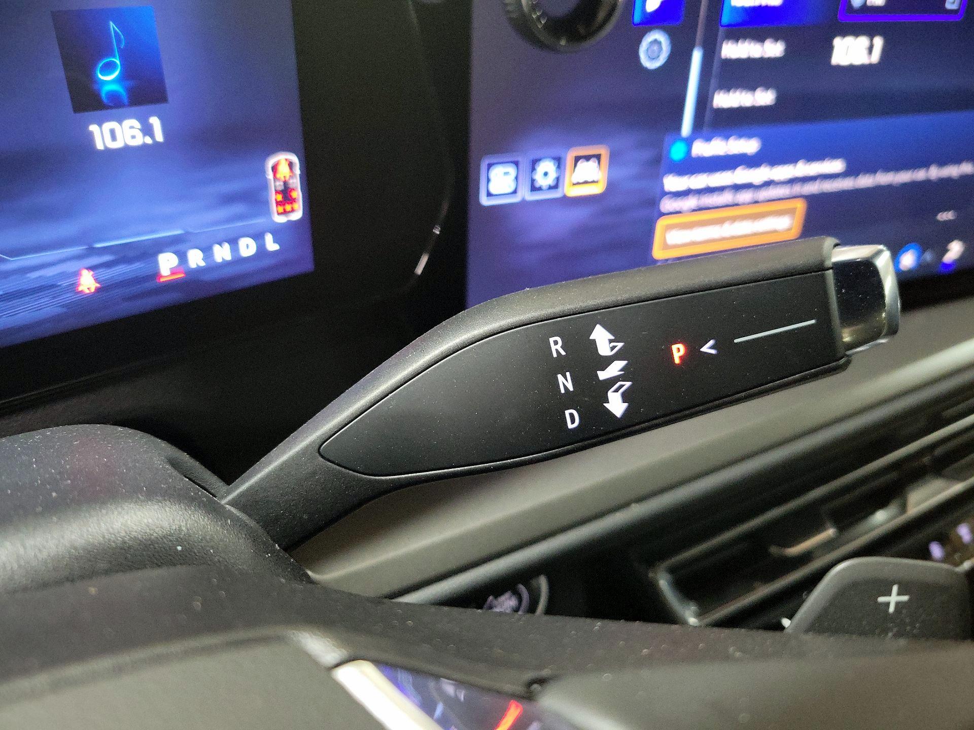 Thumbnail: 2025 Chevrolet Traverse - 17