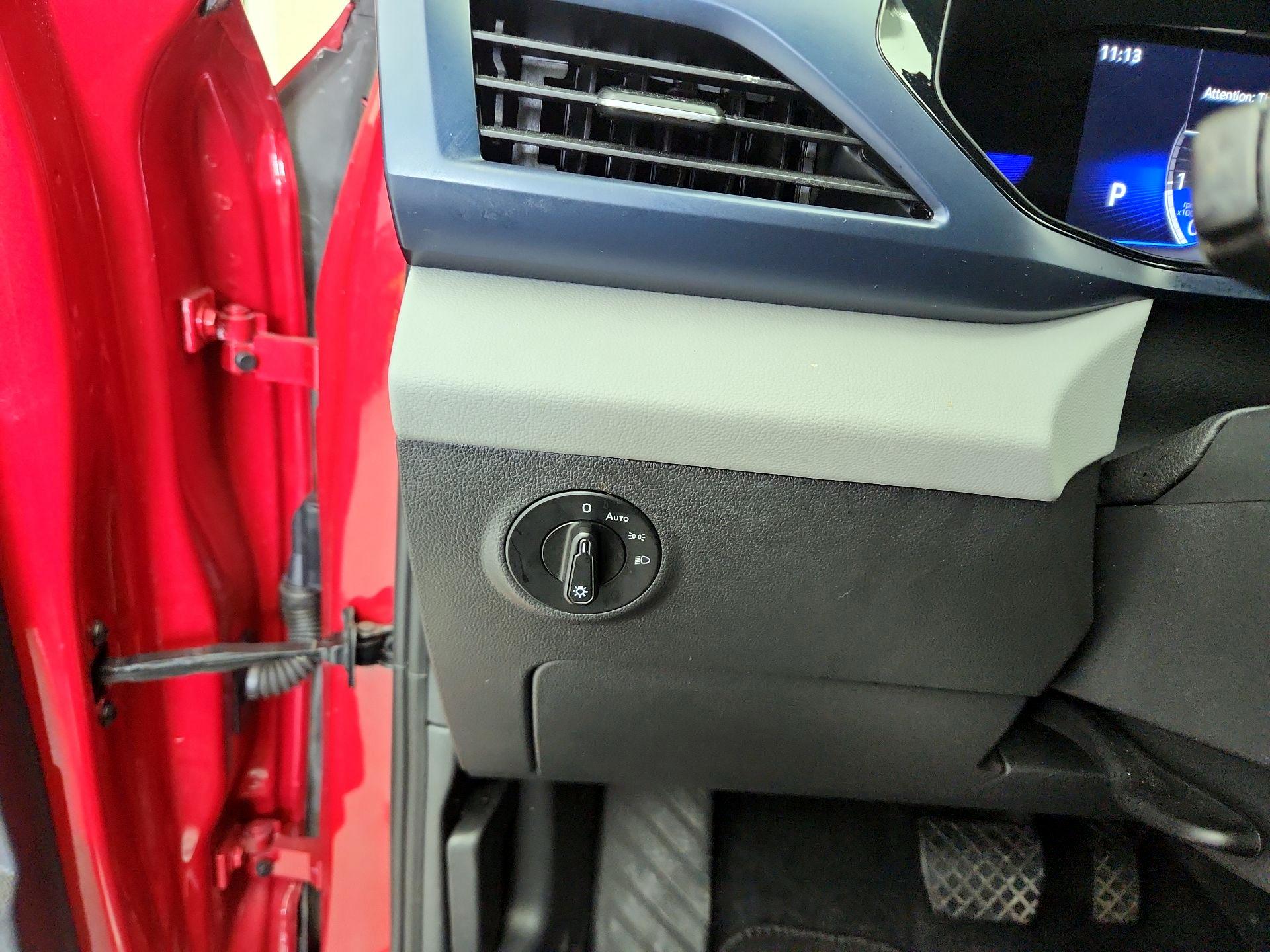 Thumbnail: 2022 Volkswagen Taos - 13