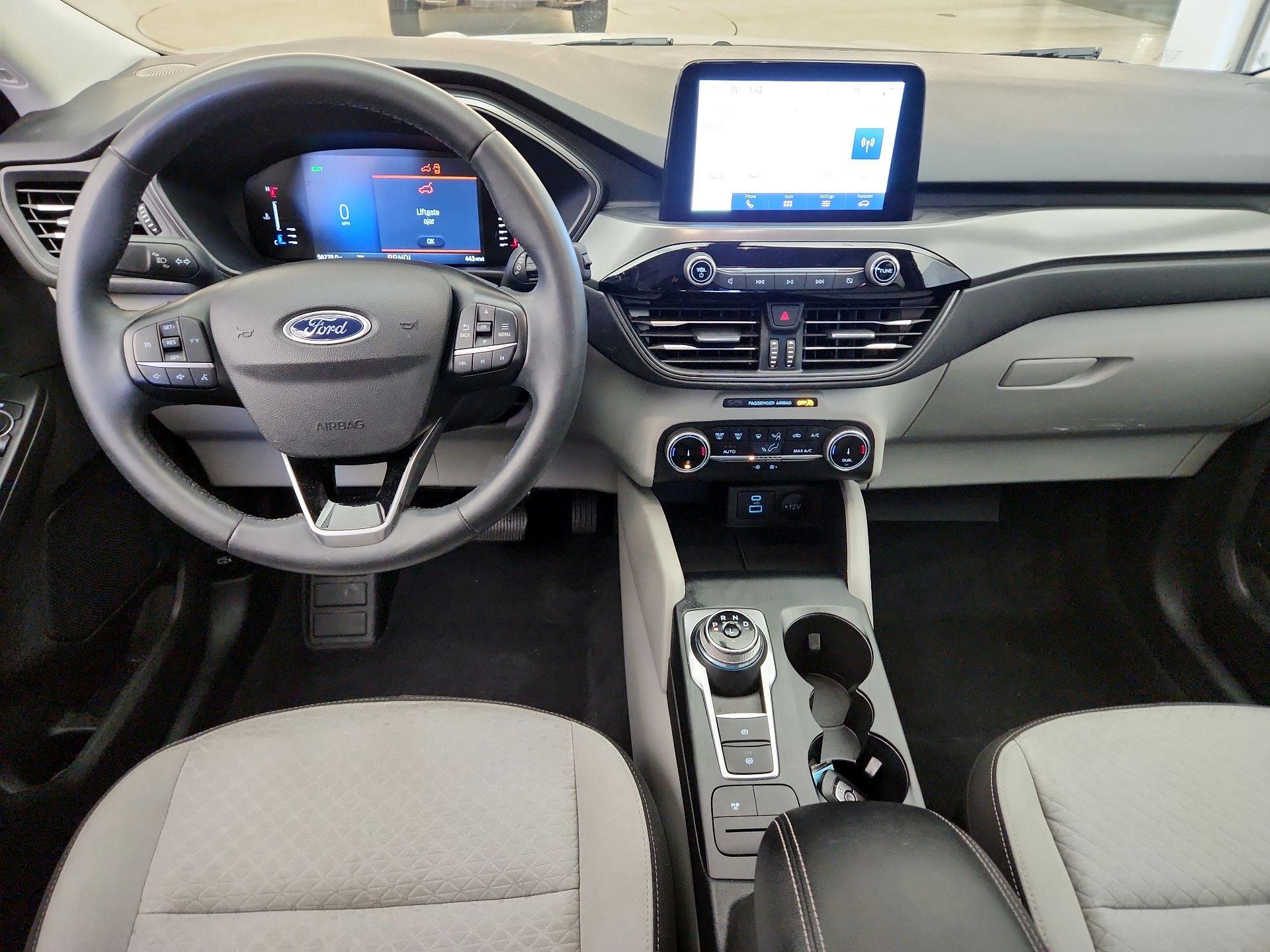 Thumbnail: 2023 Ford Escape - 9