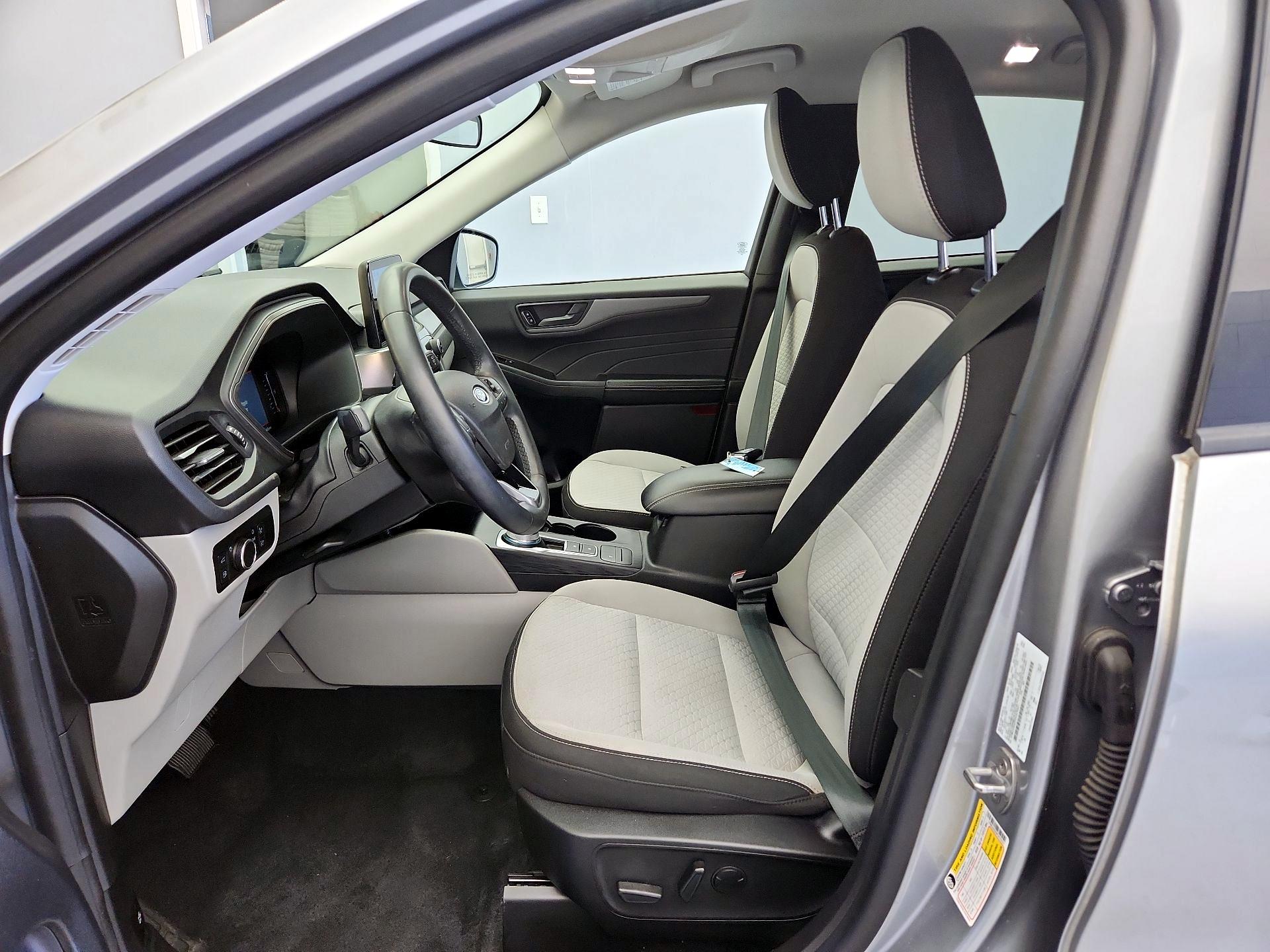 Thumbnail: 2023 Ford Escape - 11