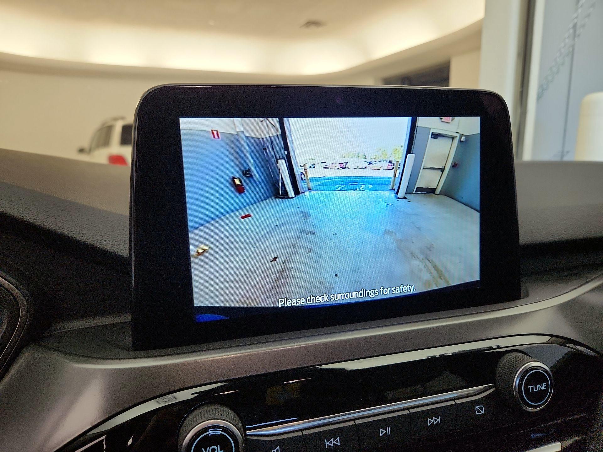 Thumbnail: 2023 Ford Escape - 14