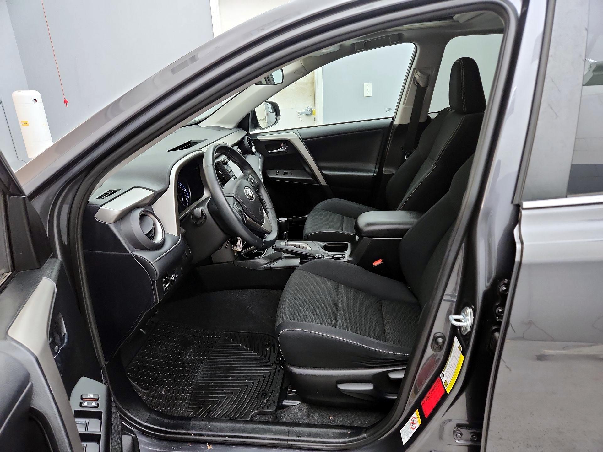 Thumbnail: 2017 Toyota RAV4 - 11