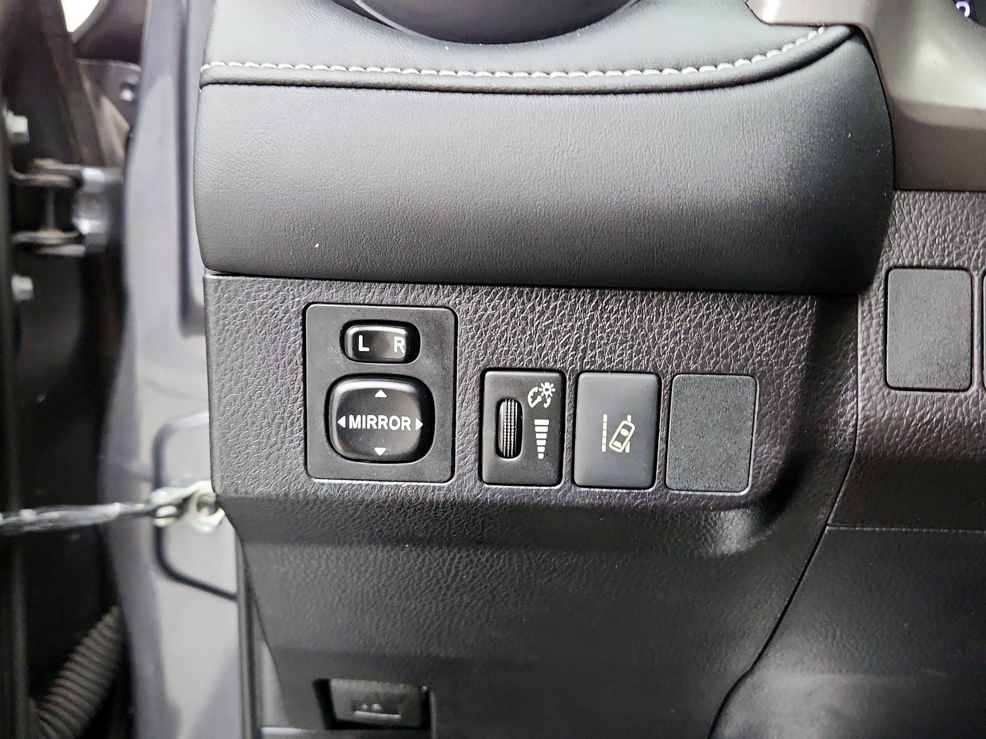 Thumbnail: 2017 Toyota RAV4 - 13