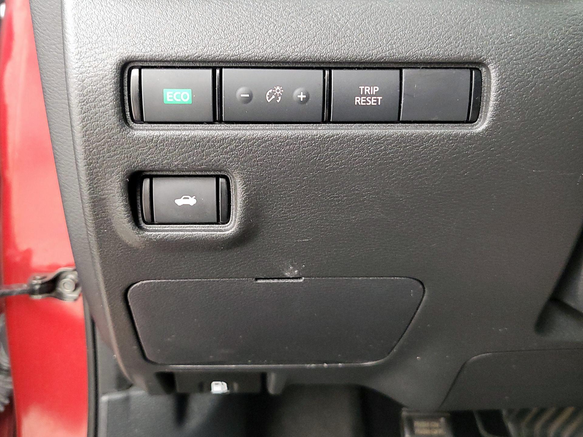 Thumbnail: 2023 Nissan Sentra - 13