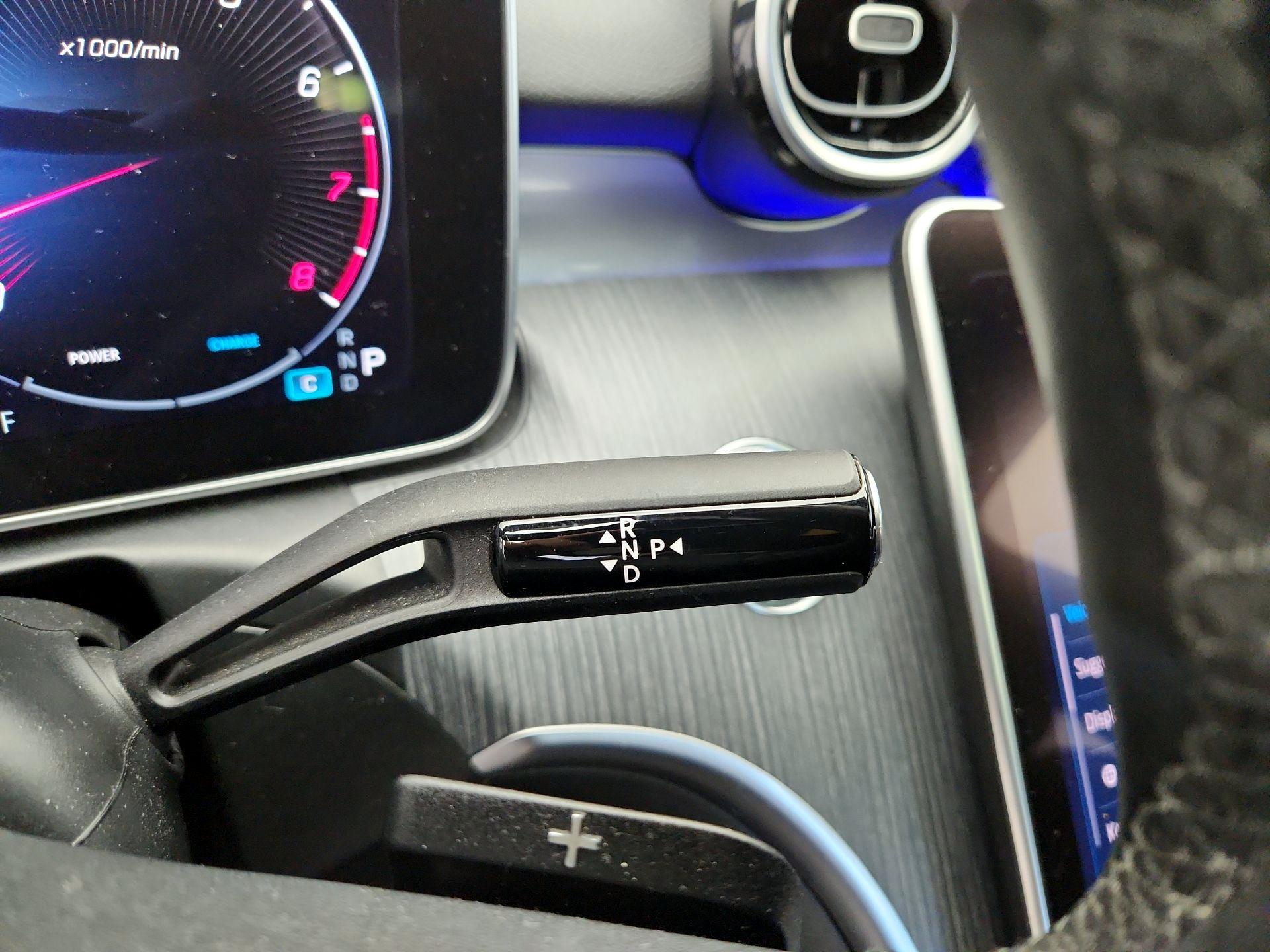 Thumbnail: 2024 Mercedes-Benz C-Class - 17