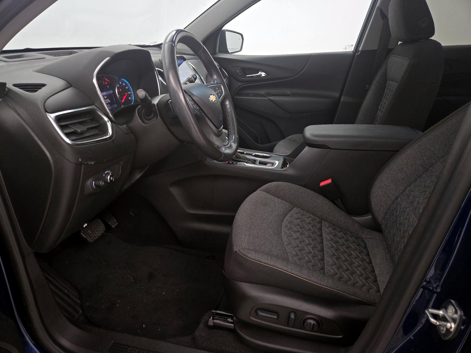 Thumbnail: 2022 Chevrolet Equinox - 11