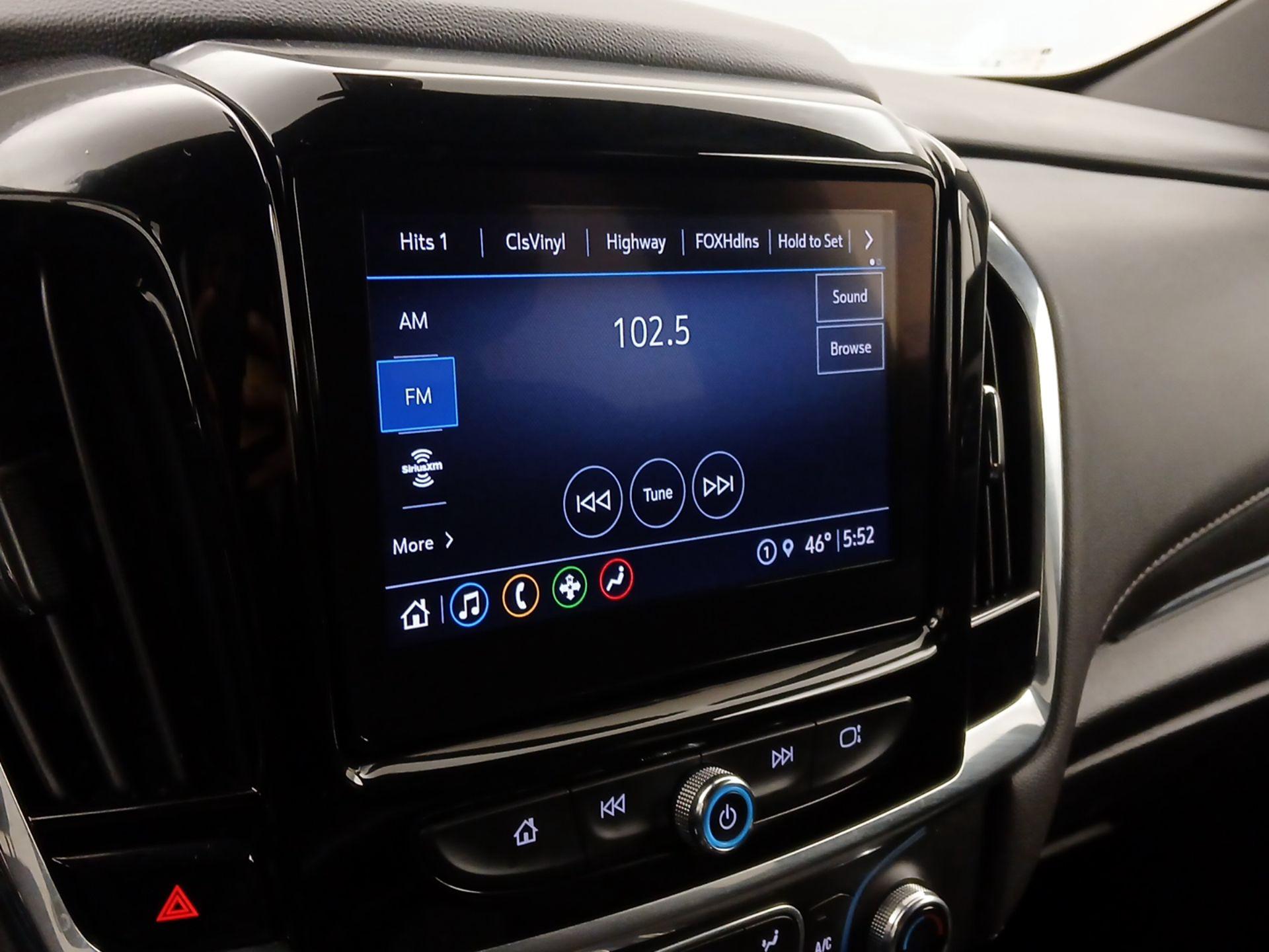 Thumbnail: 2023 Chevrolet Traverse - 15