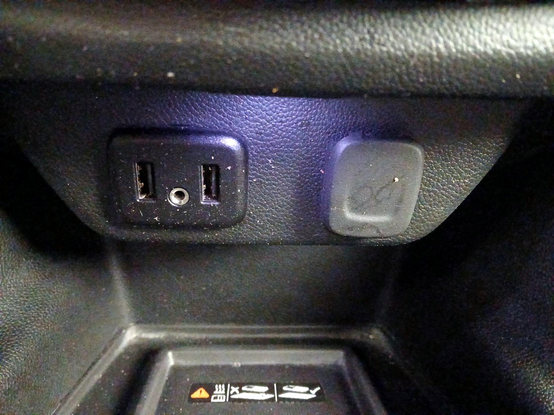 Thumbnail: 2023 Chevrolet Traverse - 18