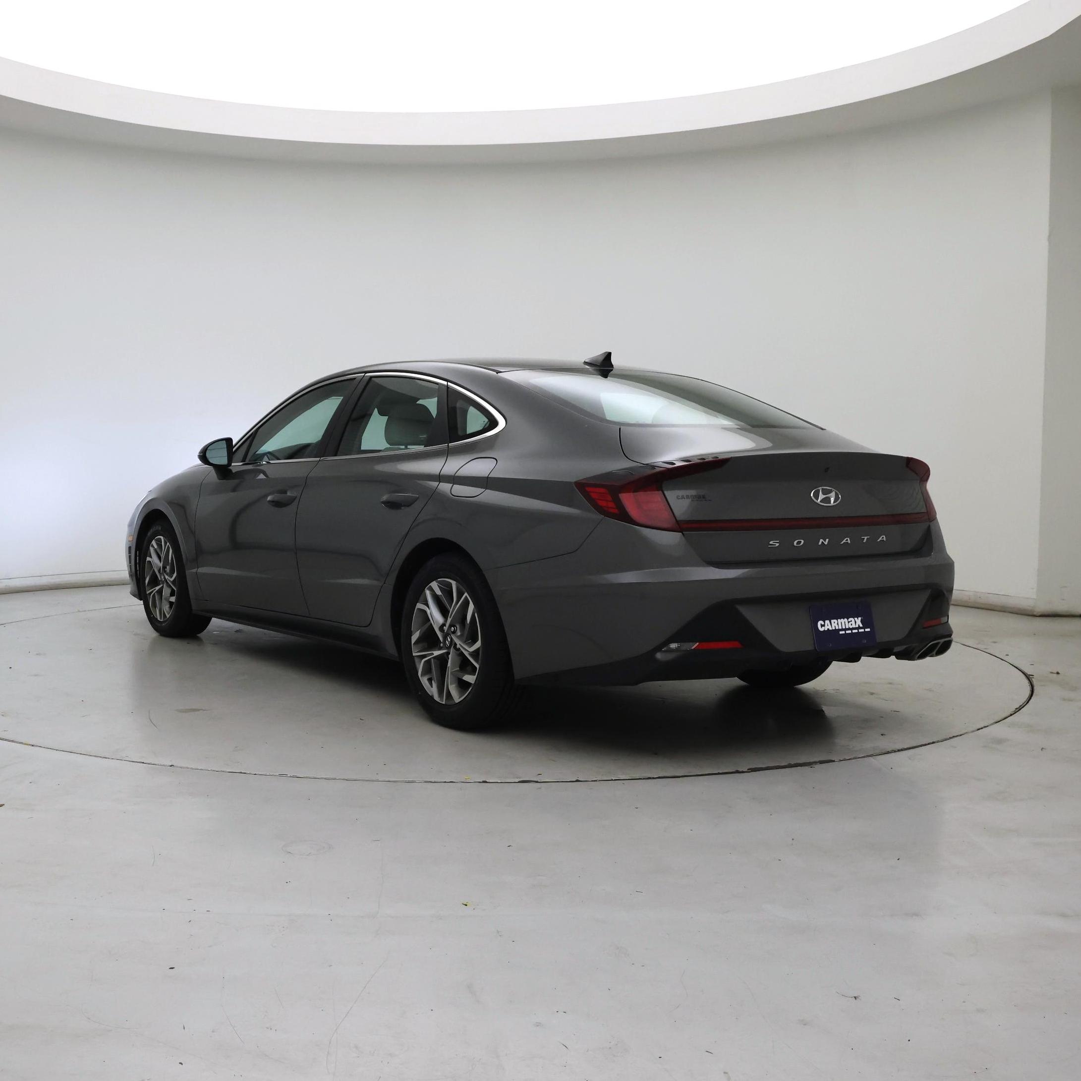 Thumbnail: 2023 Hyundai Sonata - 2