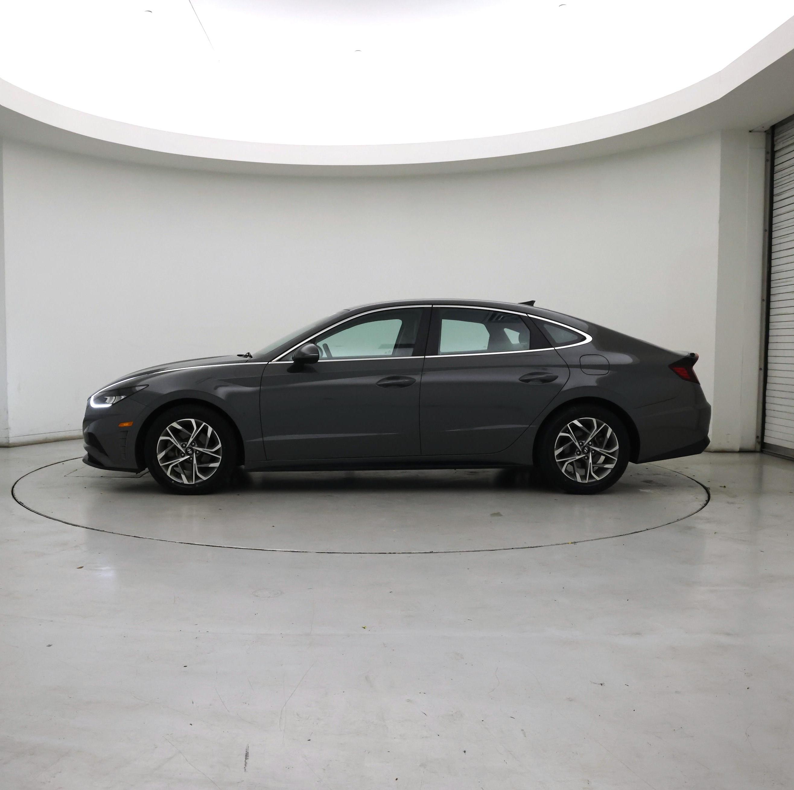 Thumbnail: 2023 Hyundai Sonata - 3