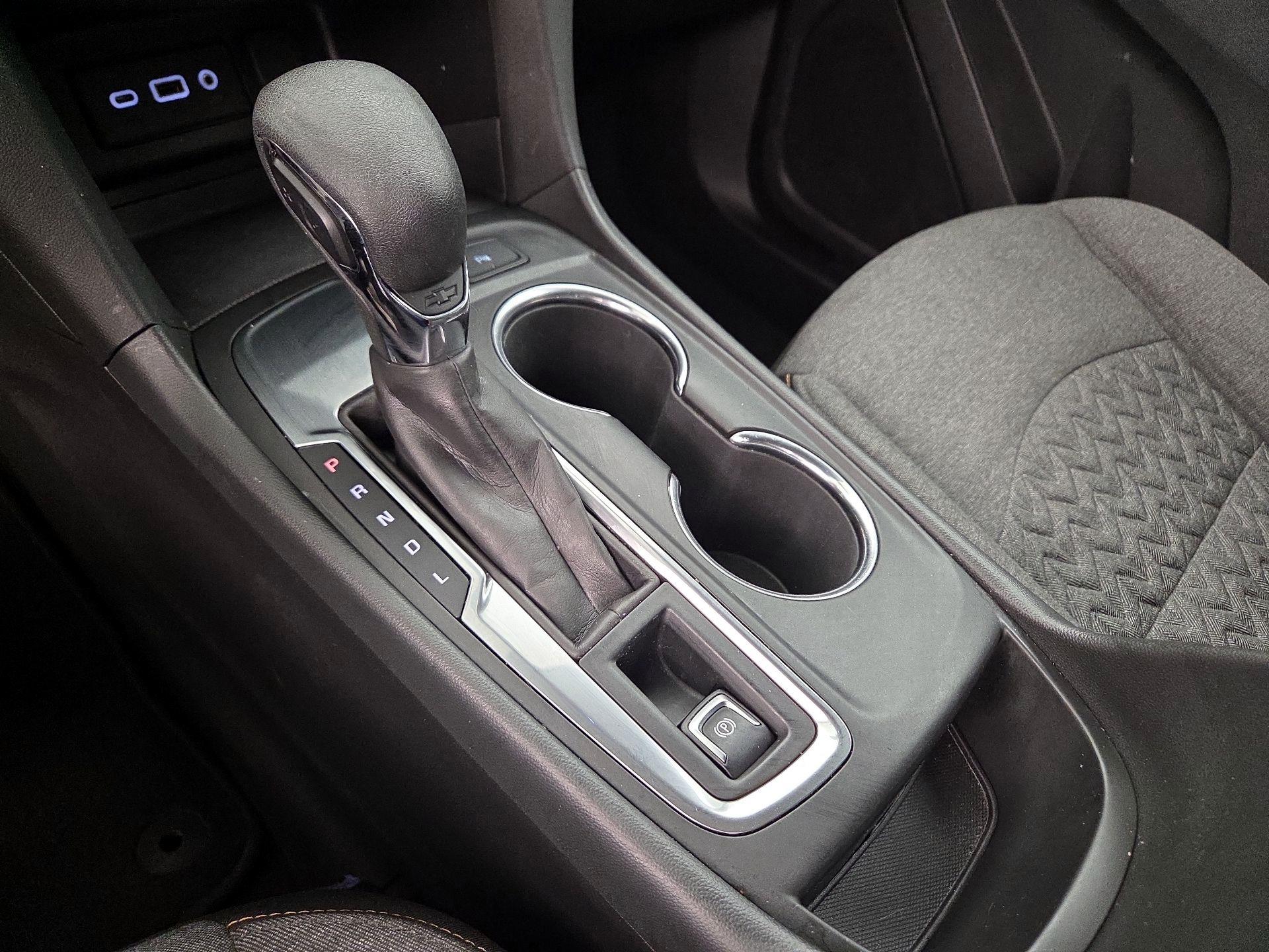 Thumbnail: 2022 Chevrolet Equinox - 17