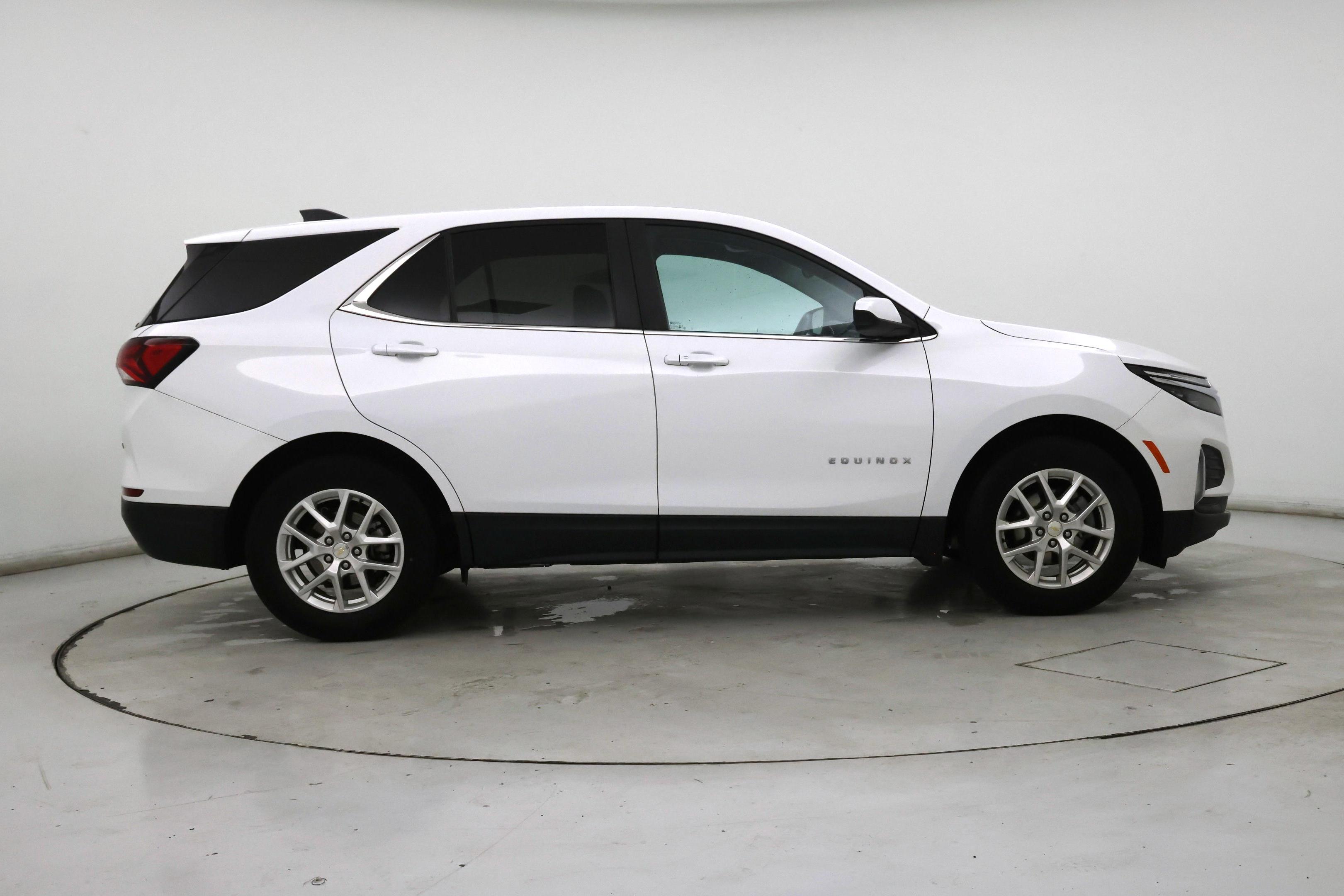 Thumbnail: 2022 Chevrolet Equinox - 7