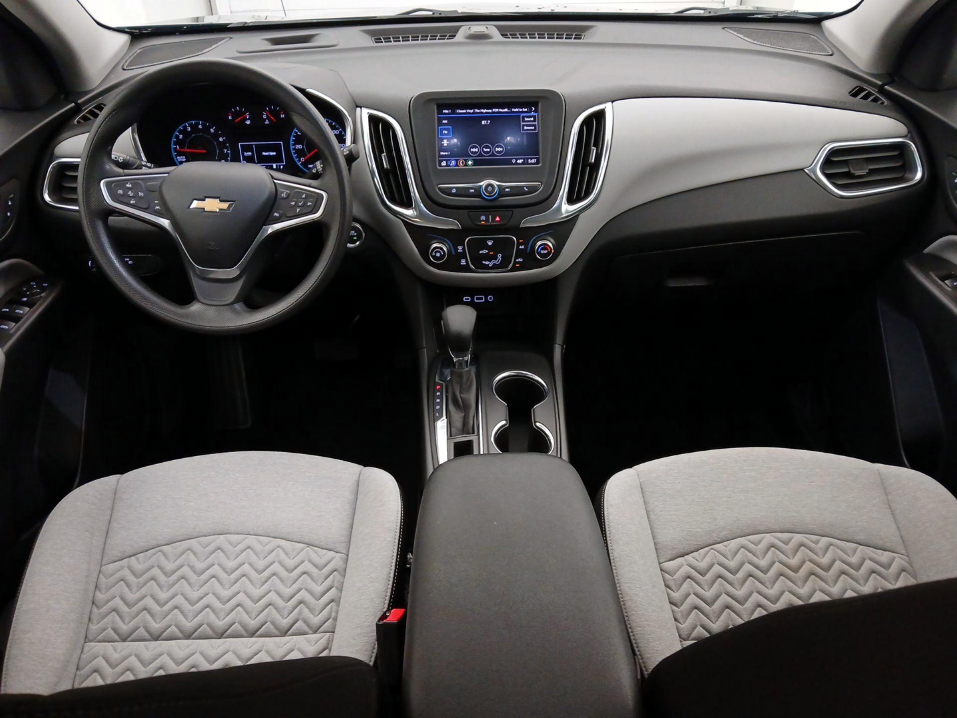 Thumbnail: 2022 Chevrolet Equinox - 9