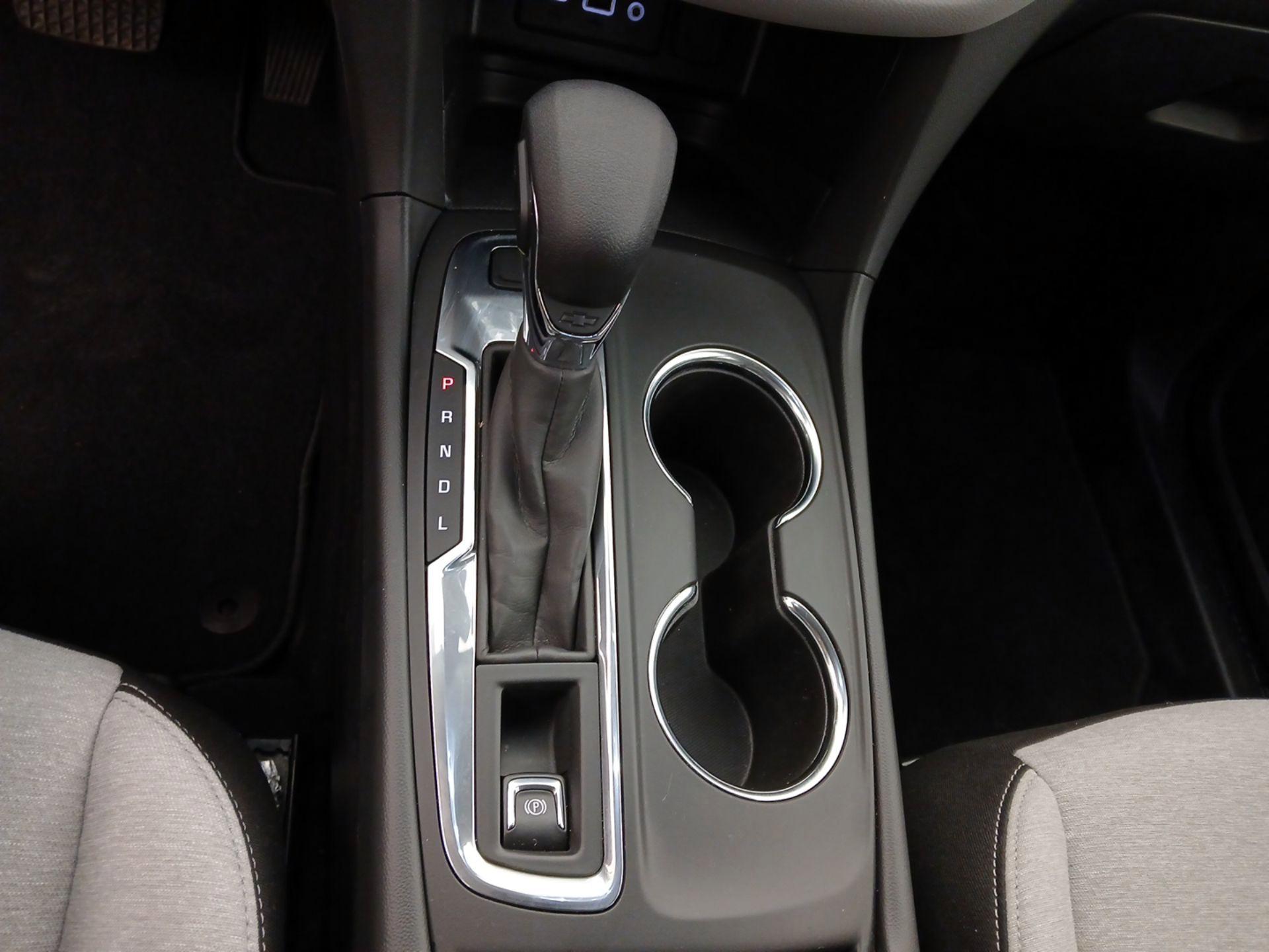 Thumbnail: 2022 Chevrolet Equinox - 17