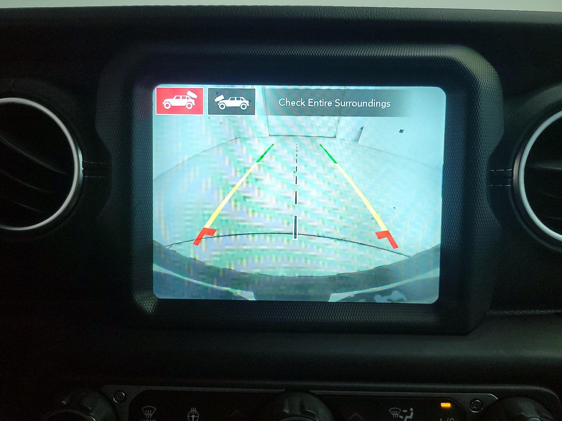 Thumbnail: 2021 Jeep Wrangler - 15