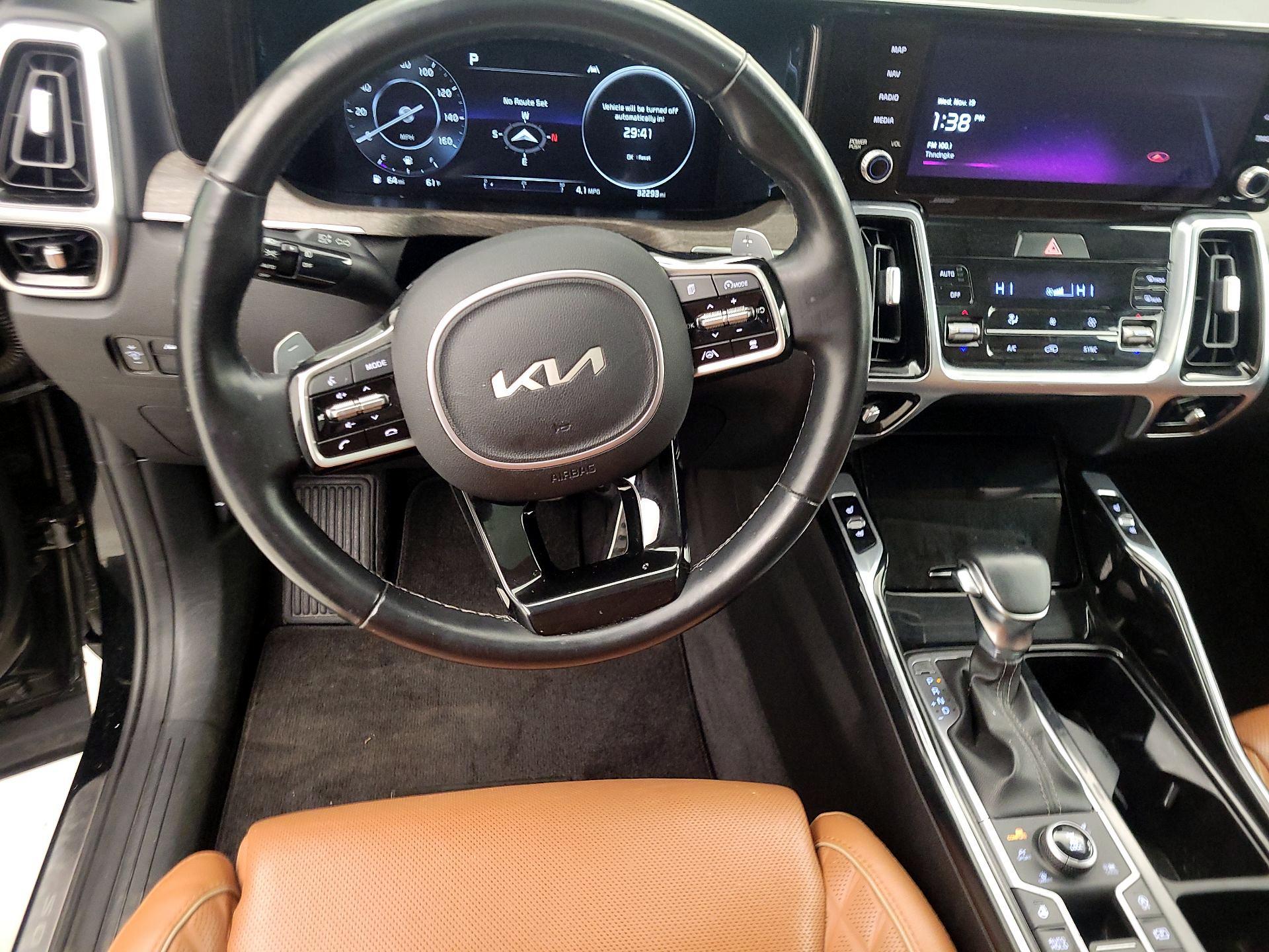 Thumbnail: 2022 Kia Sorento - 10