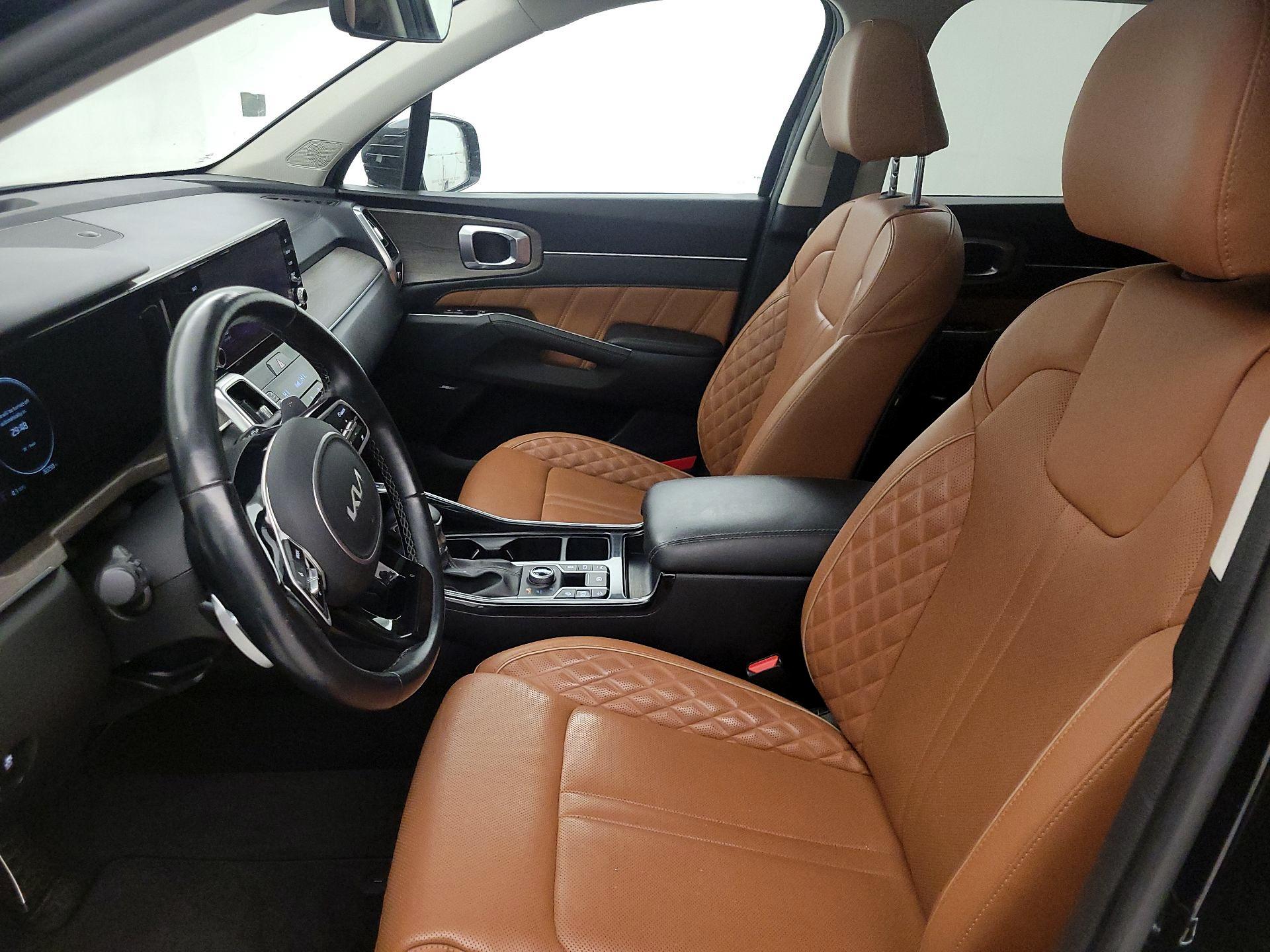 Thumbnail: 2022 Kia Sorento - 11