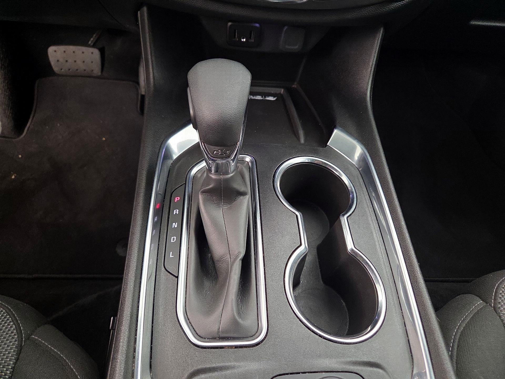 Thumbnail: 2023 Chevrolet Traverse - 17