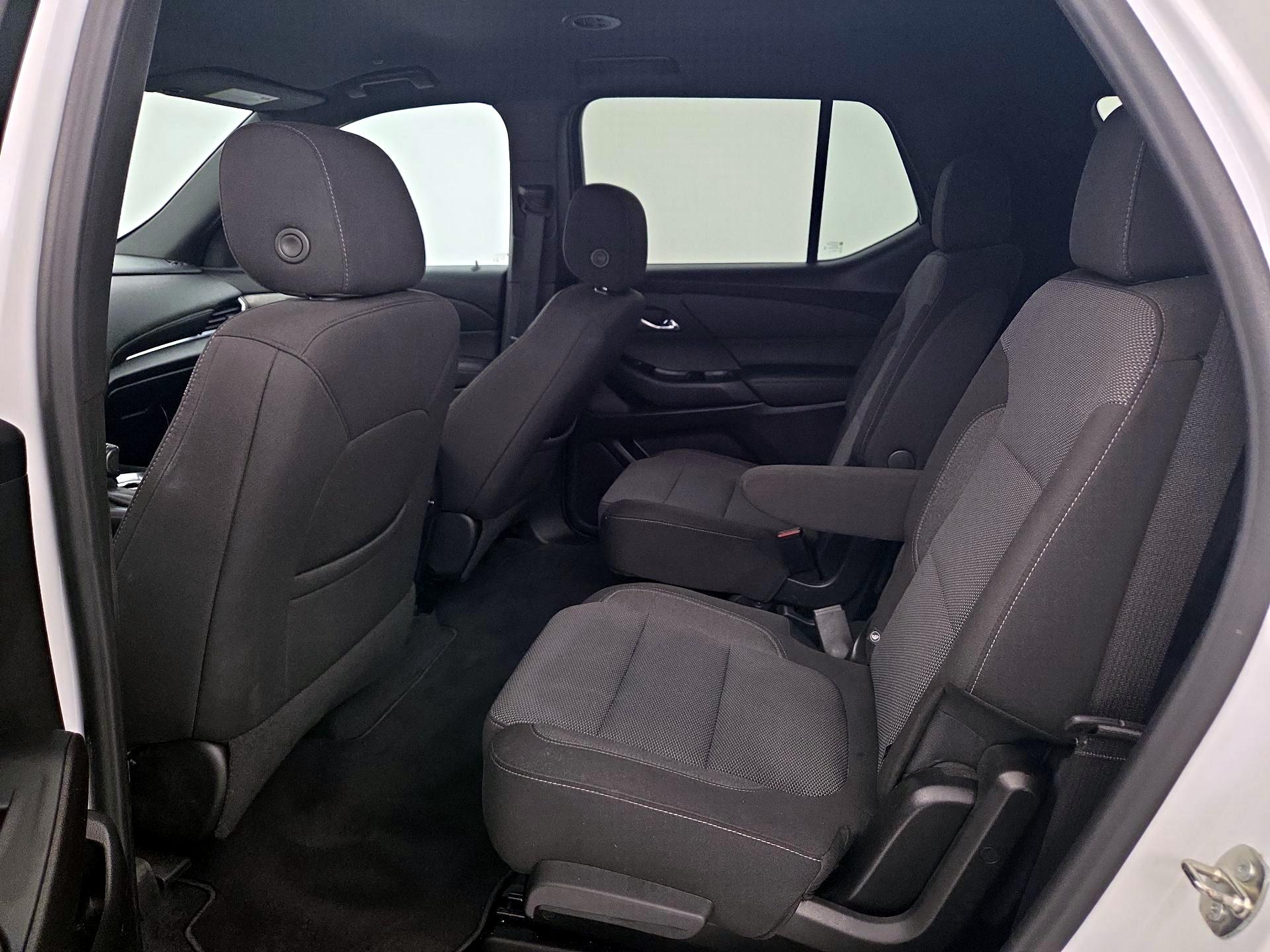 Thumbnail: 2023 Chevrolet Traverse - 19