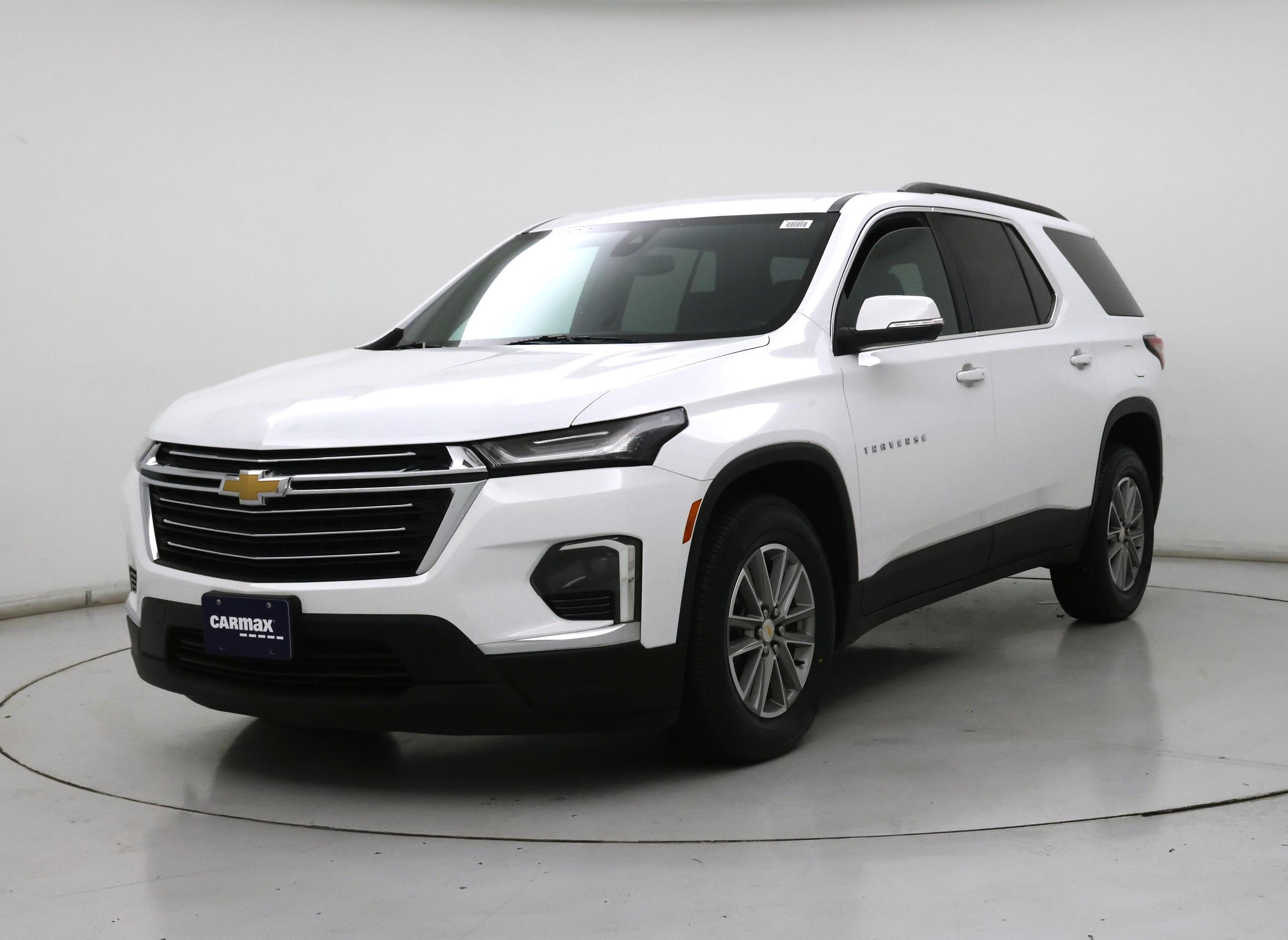 Thumbnail: 2023 Chevrolet Traverse - 4