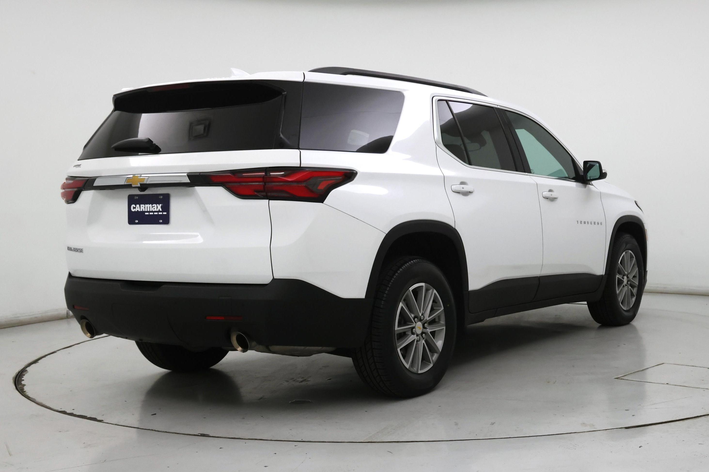 Thumbnail: 2023 Chevrolet Traverse - 8